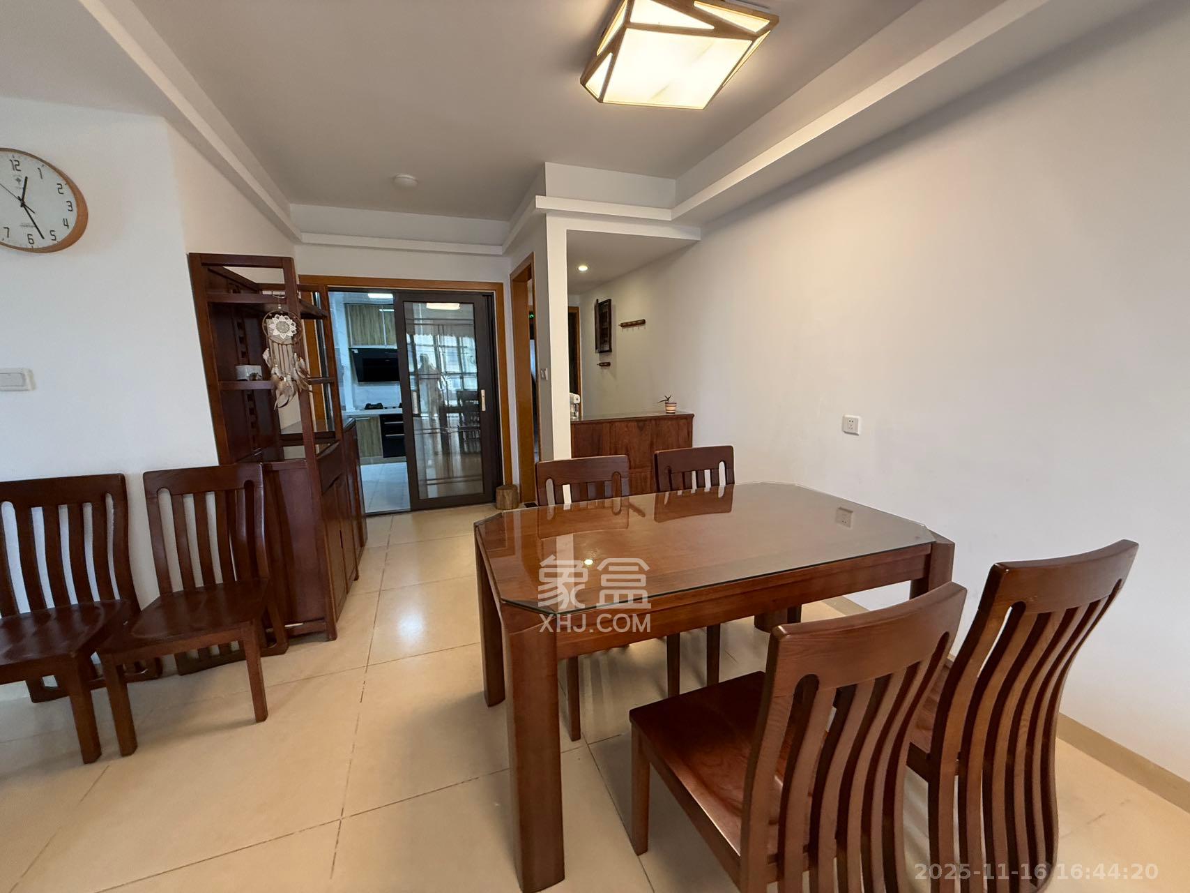 北辰中央公园A区 2室1厅1卫 2500.0元/月 北辰中央公园A区 2室1厅1卫 2500.0元/月室内图