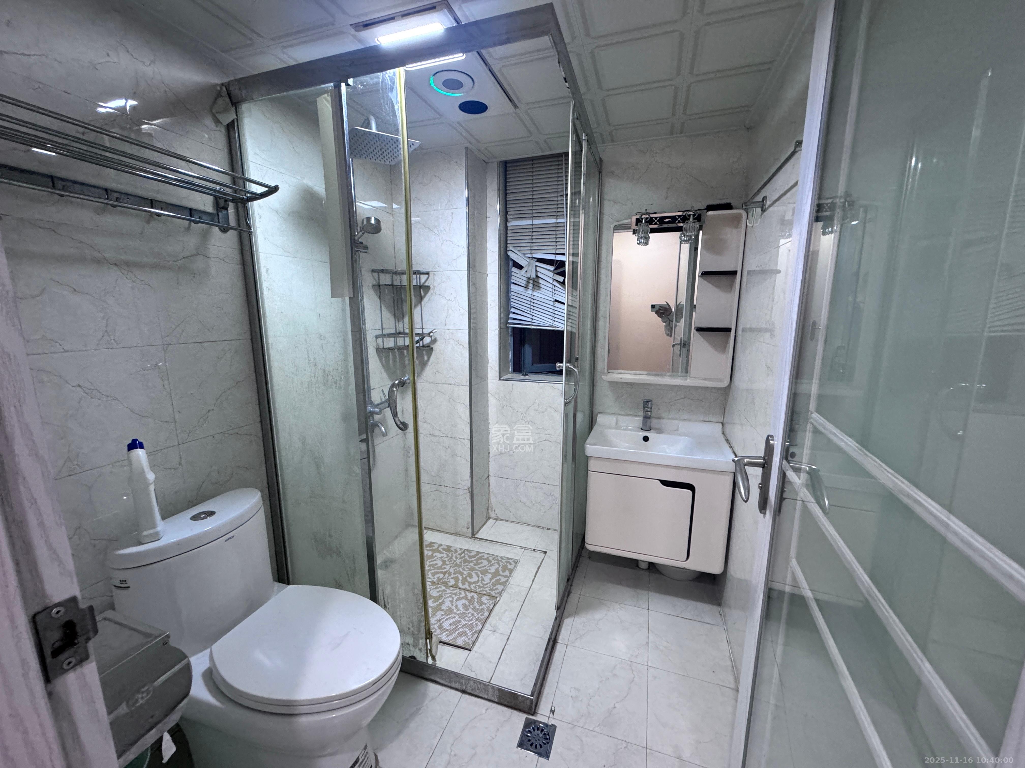 嘉宇盛世华章  3室2厅2卫    2800.0元/月室内图