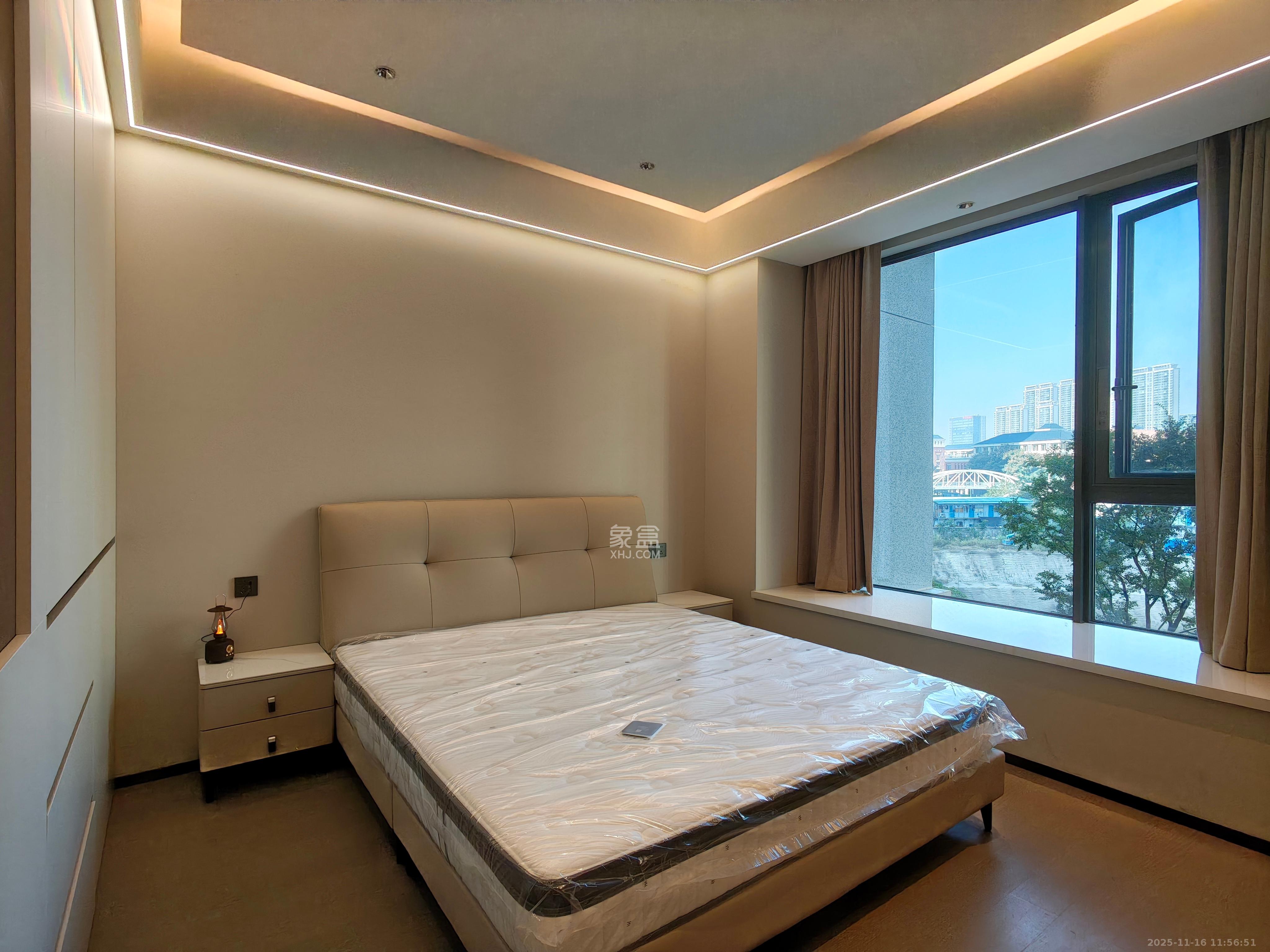 旭辉铂悦湘江  4室2厅3卫    20000.0元/月室内图