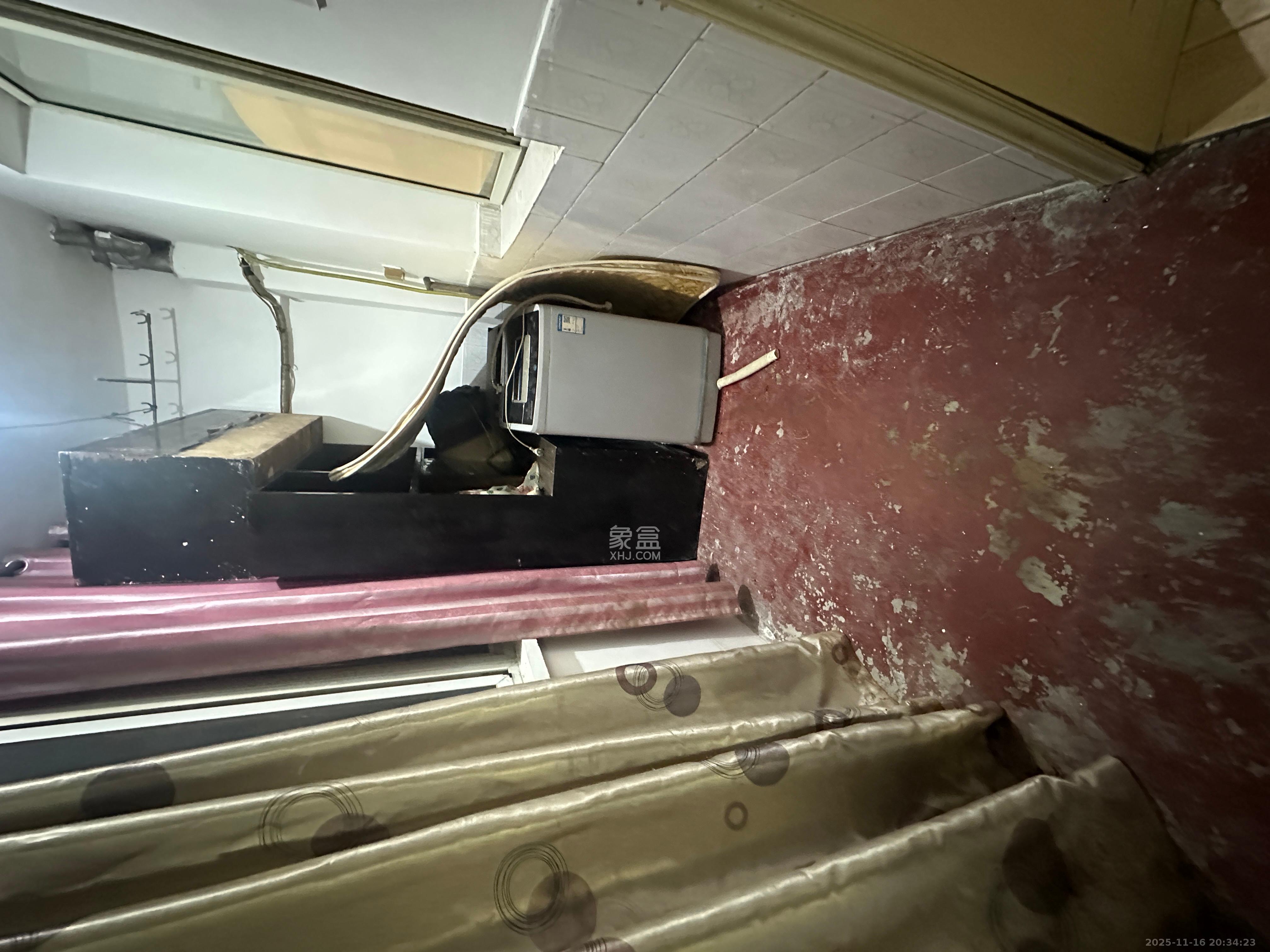 识字里社区  2室1厅1卫    1500.0元/月室内图