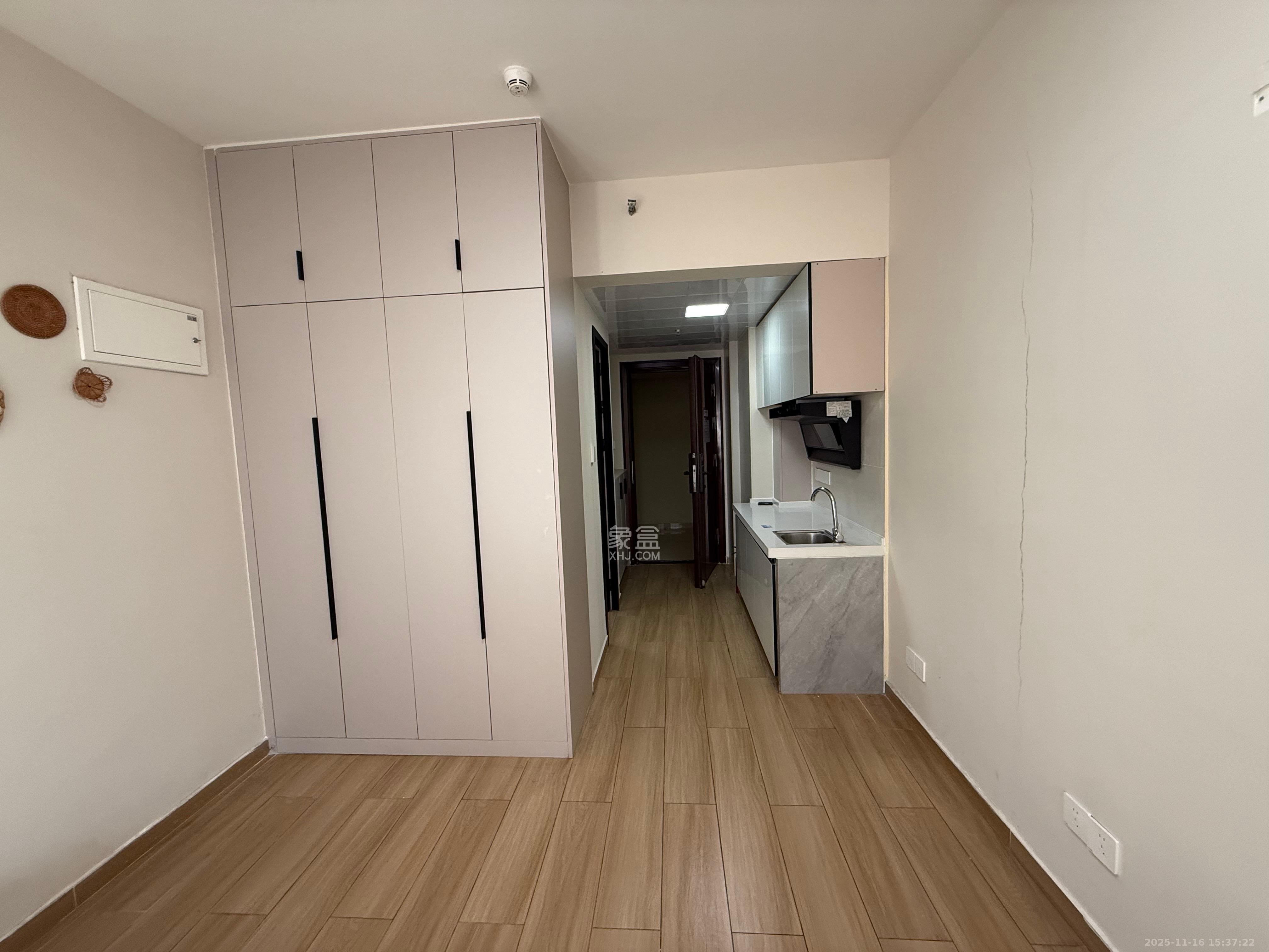 碧桂园城市之光  1室1厅1卫    1600.0元/月室内图