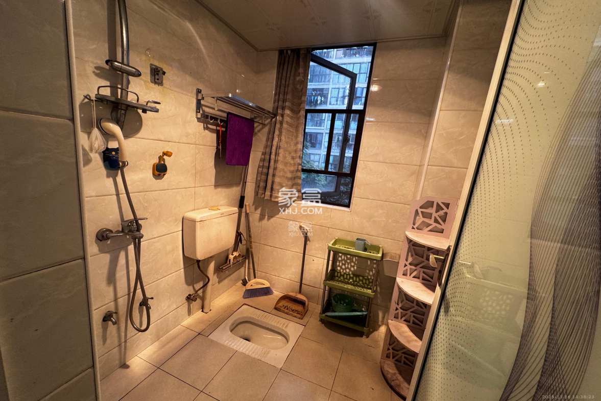 雨花公馆(紫苔名苑) 3室2厅1卫 2700.0元/月 雨花公馆(紫苔名苑) 3室2厅1卫 2700.0元/月室内图