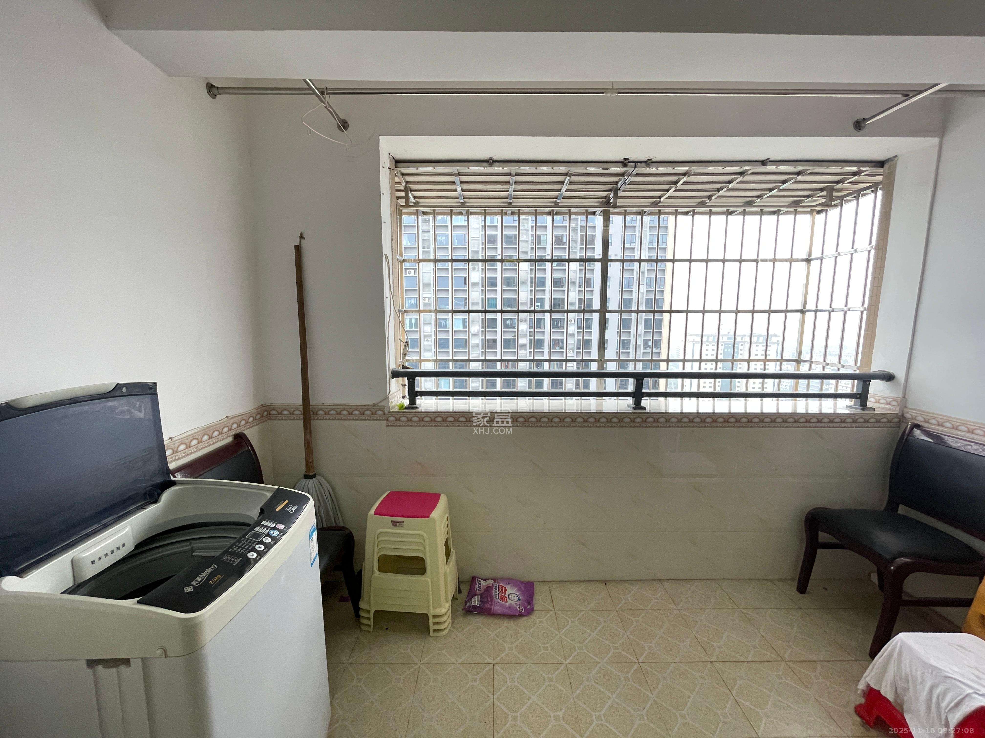 和隆花半里  3室2厅2卫    3000.0元/月室内图