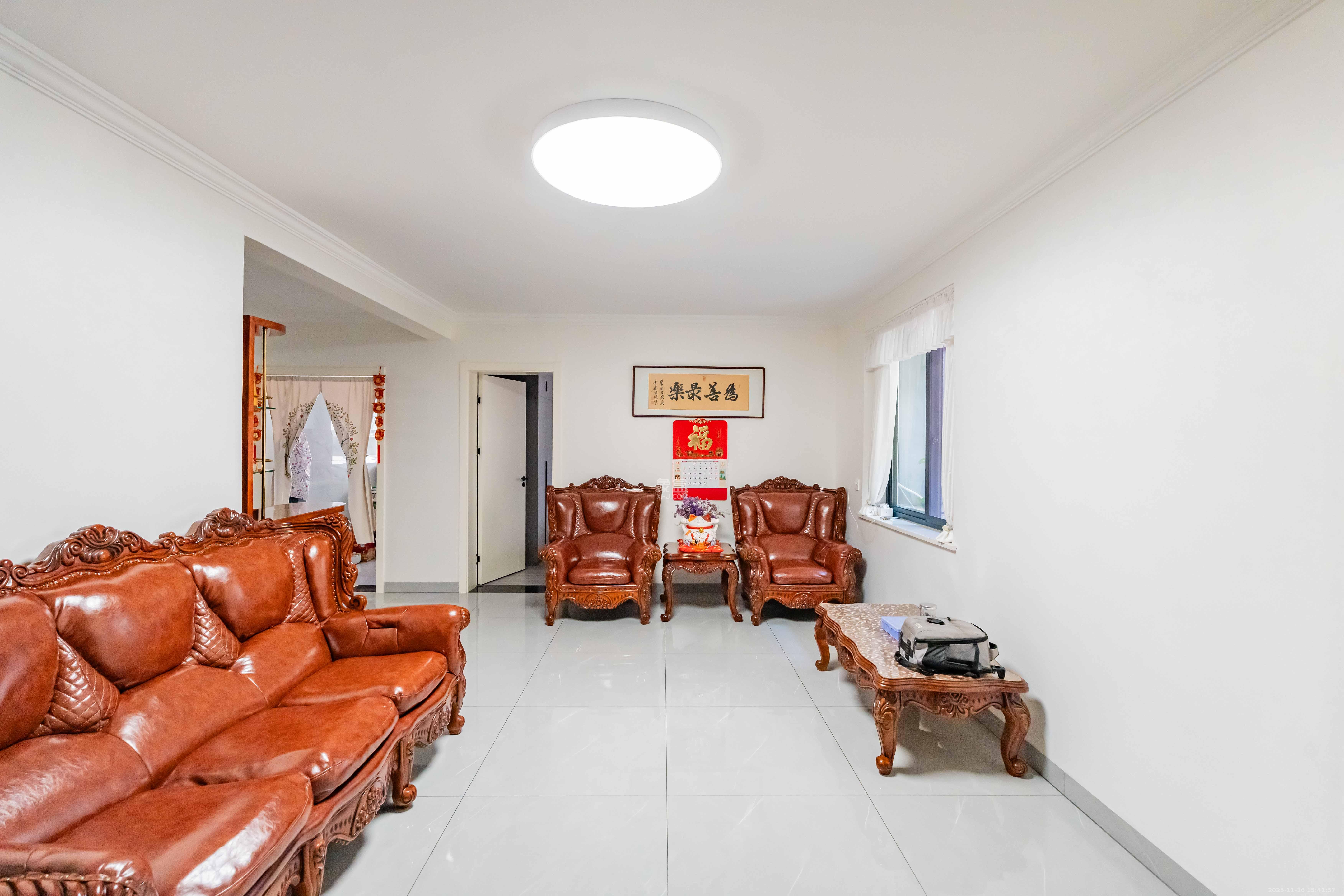 展览馆科协宿舍  3室2厅1卫    4500.0元/月