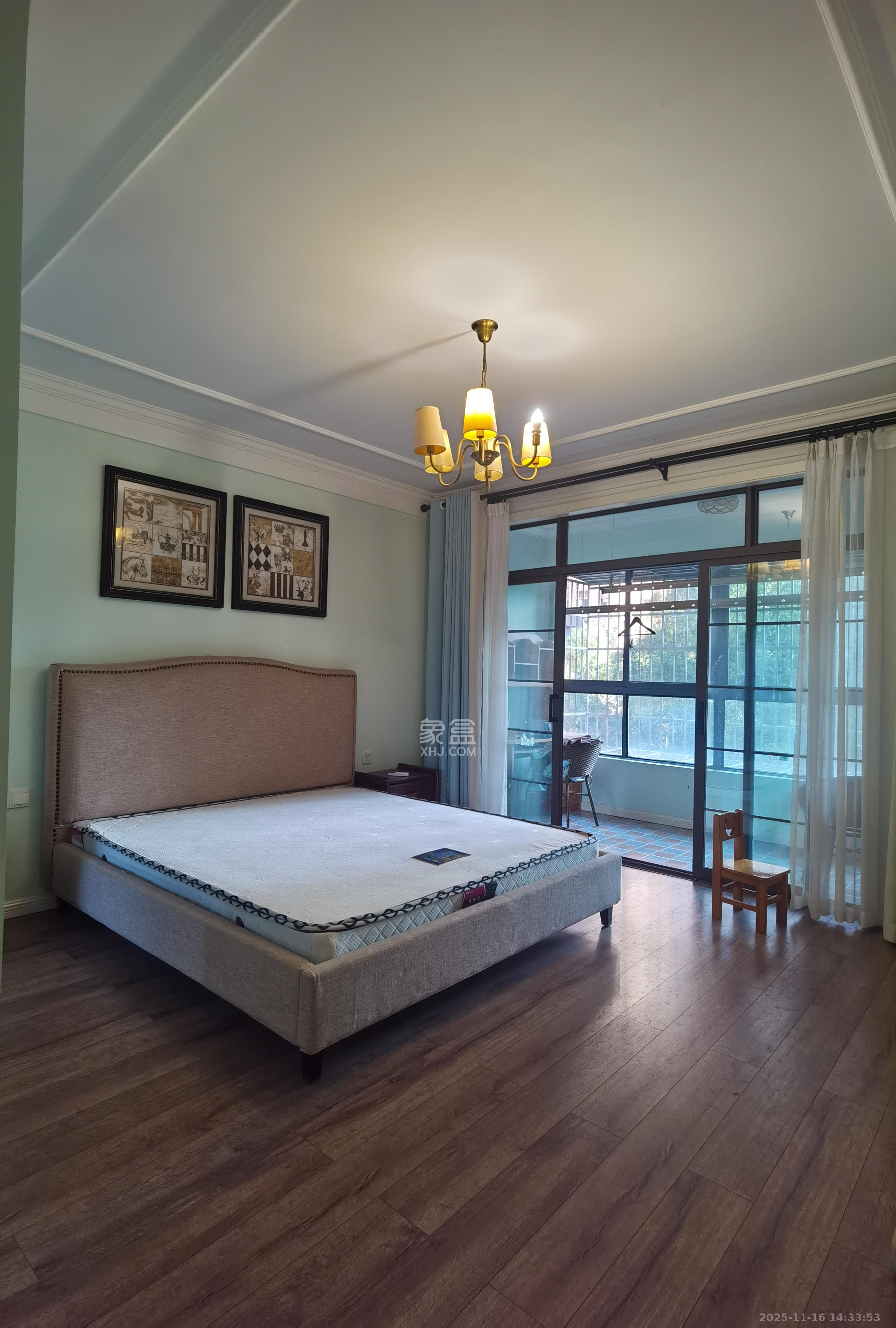 好望谷  4室2厅2卫    2400.0元/月室内图