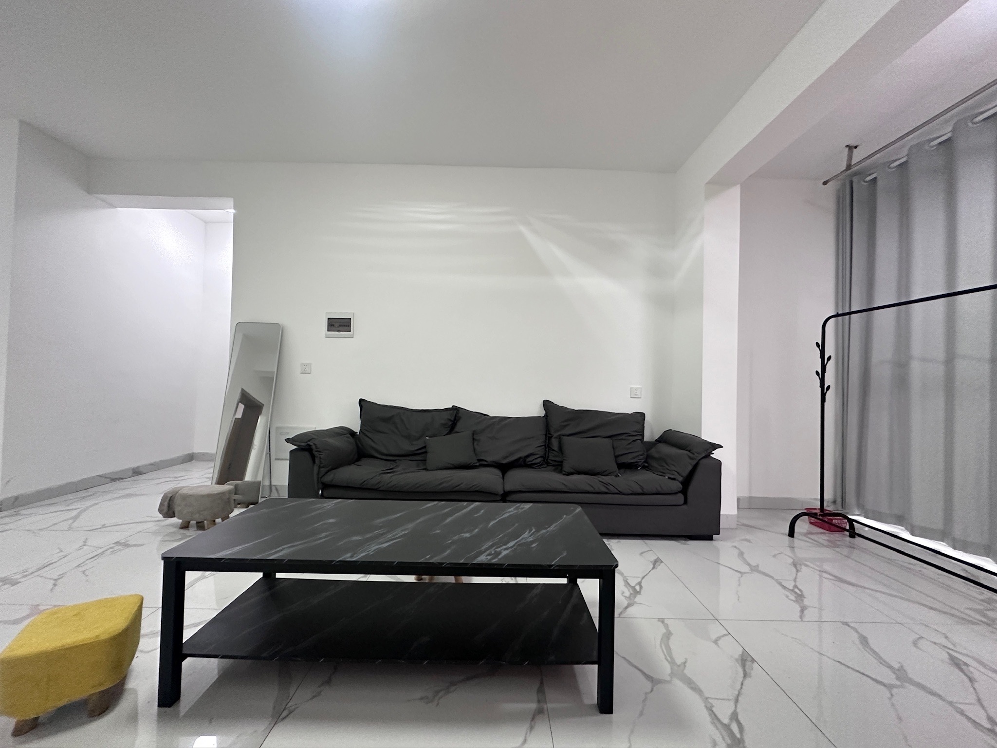 长湖小区 2室1厅1卫 1100.0元/月 长湖小区 2室1厅1卫 1100.0元/月室内图