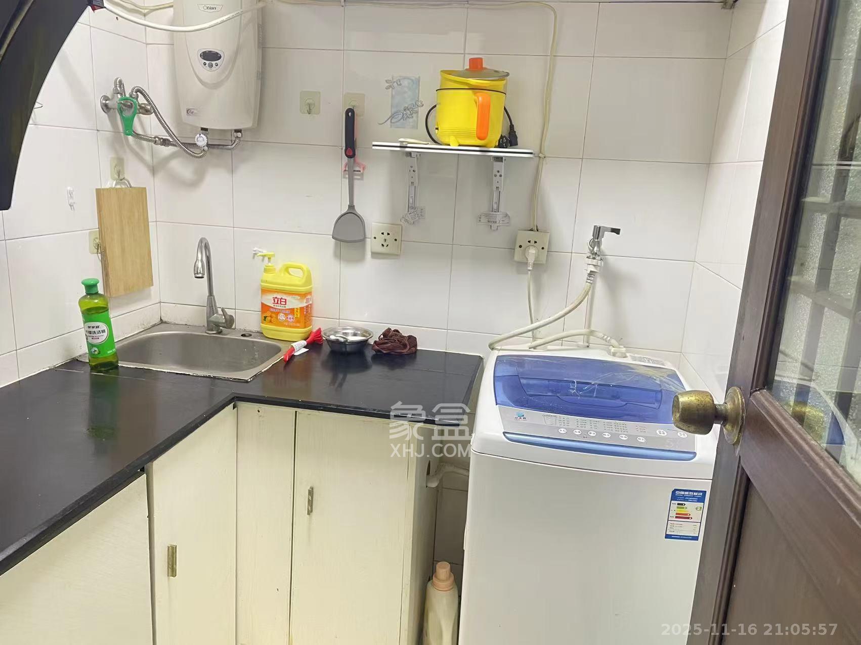 锦华时代 1室1厅1卫 1600.0元/月 锦华时代 1室1厅1卫 1600.0元/月室内图