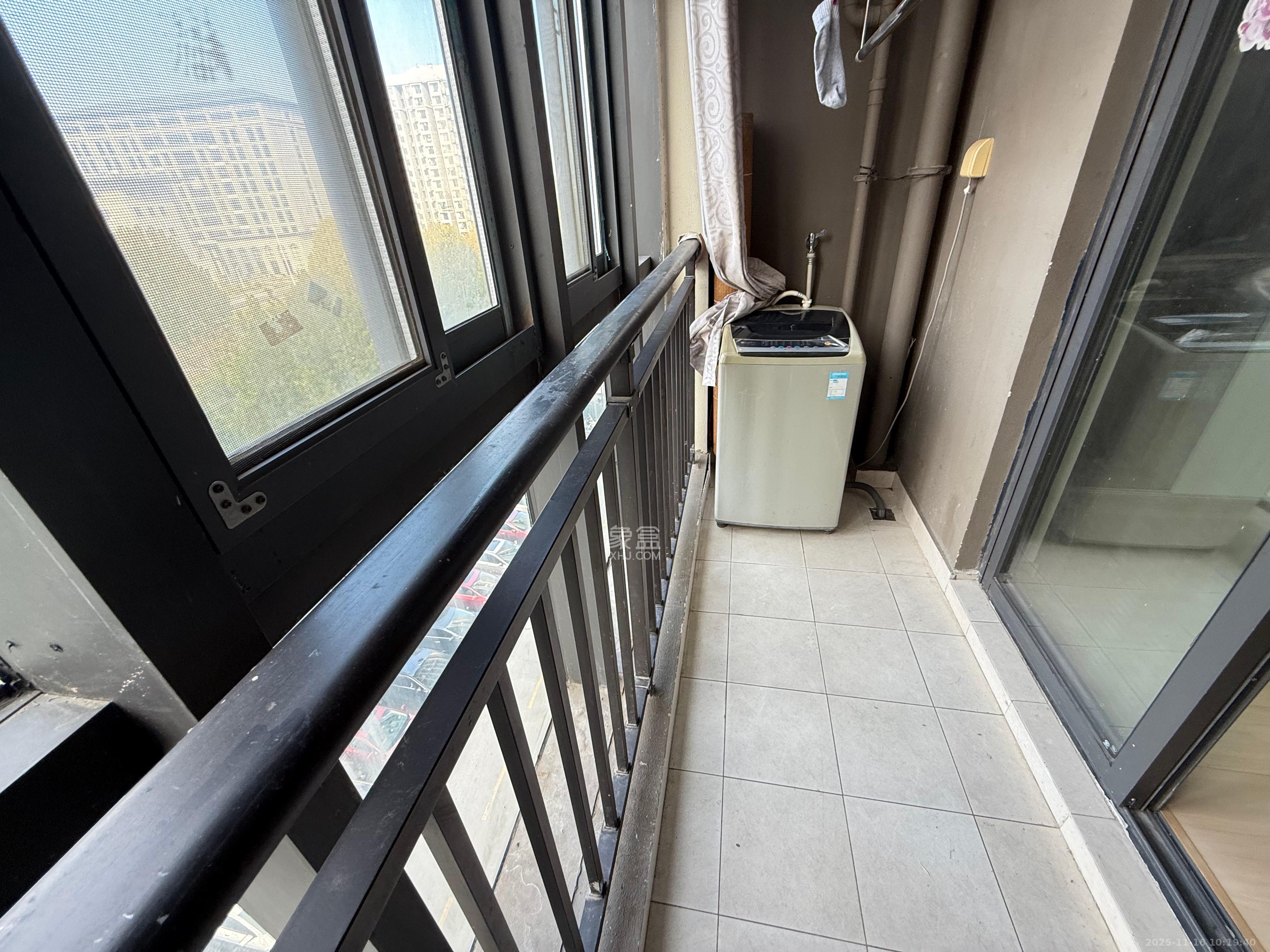 万科城市花园  1室1厅1卫    1200.0元/月室内图