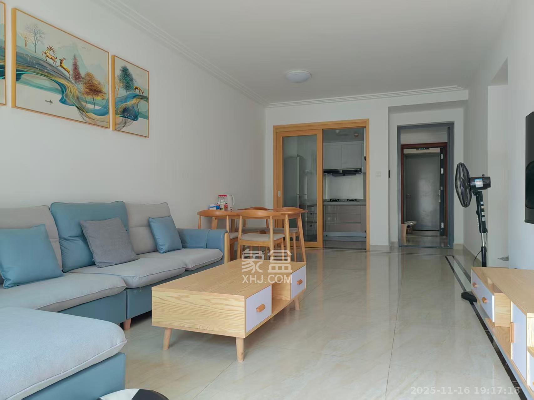 珠江好世界  3室2厅1卫    3000.0元/月室内图