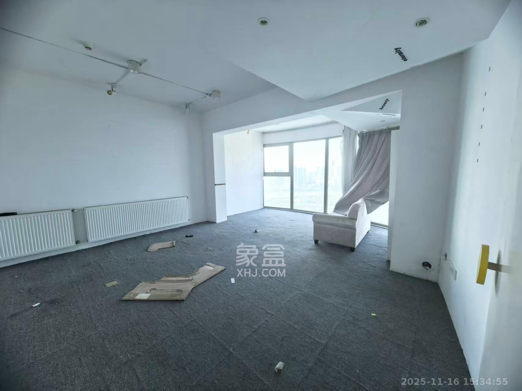 潮宗御苑  3室2厅2卫    6200.0元/月室内图