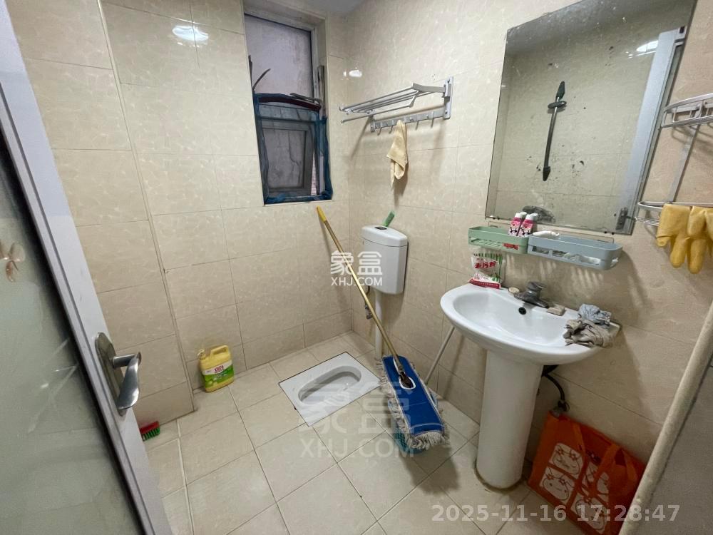 美的城二期 2室1厅1卫 1600.0元/月 美的城二期 2室1厅1卫 1600.0元/月室内图