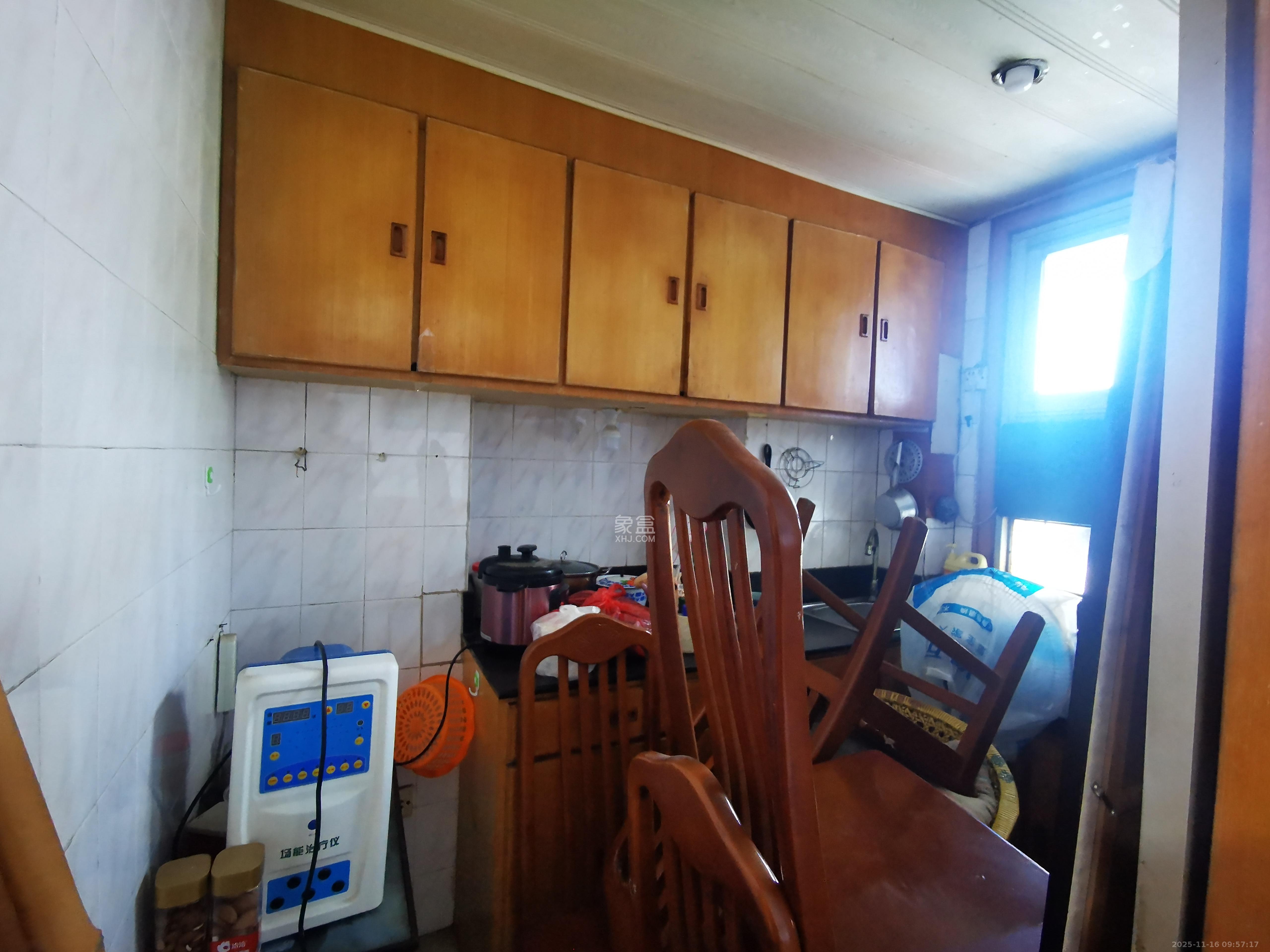 长岭水电八局宿舍  2室2厅1卫    1500.0元/月室内图