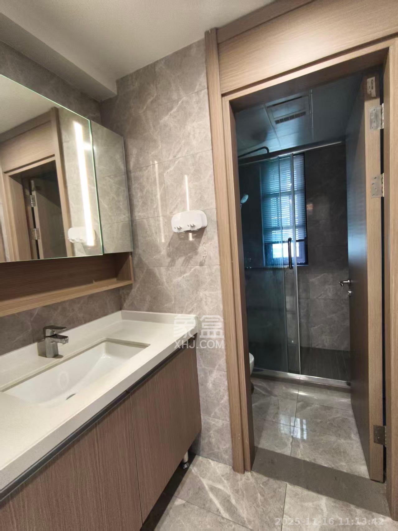 旭辉雨花郡  4室2厅2卫    4200.0元/月室内图