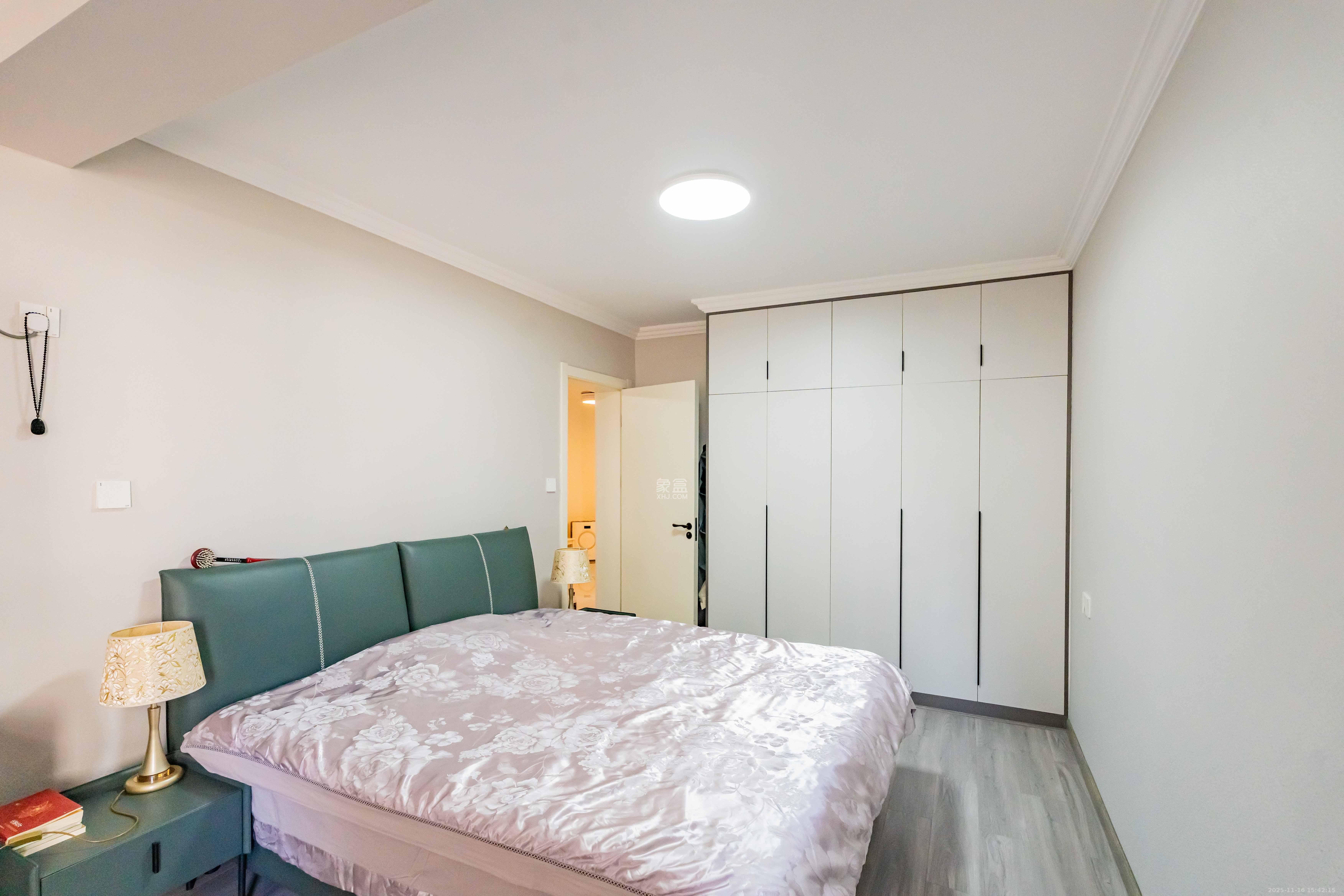 展览馆科协宿舍  3室2厅1卫    4500.0元/月室内图