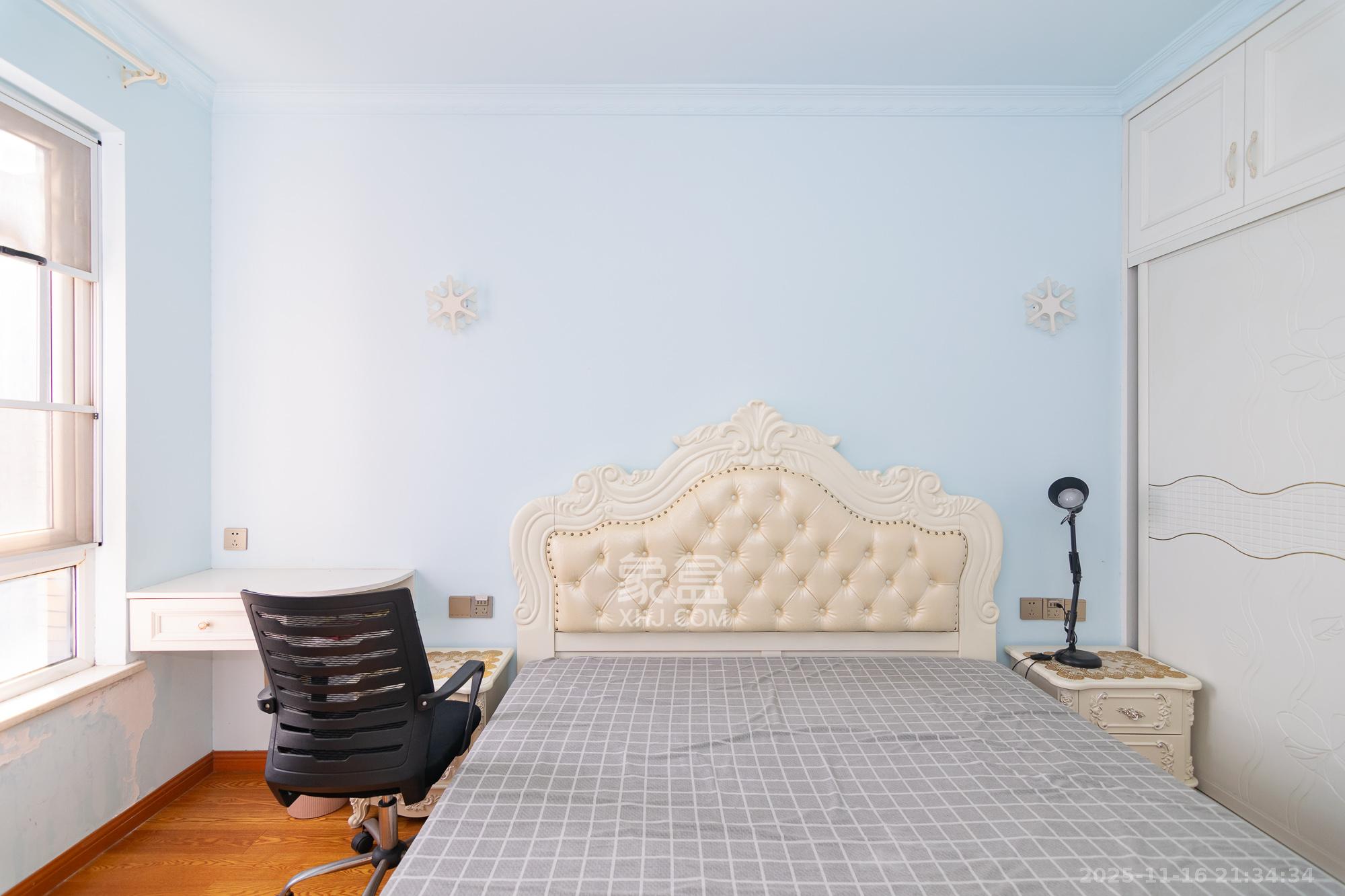 金地三千府(金地湖山樾、金地自在城) 3室2厅2卫 68.0万 金地三千府(金地湖山樾、金地自在城) 3室2厅2卫 68.0万卧室