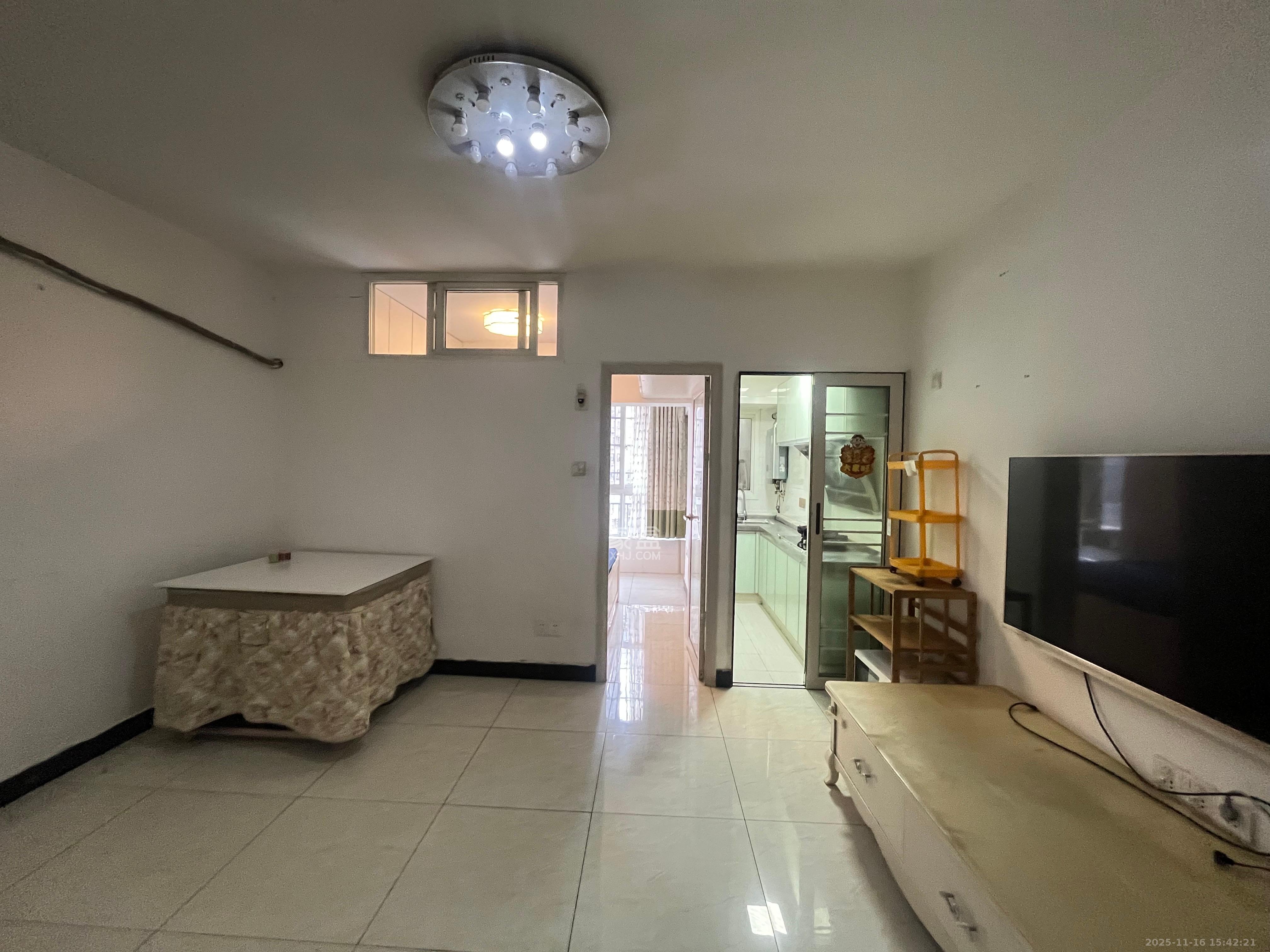 先锋东外滩 1室1厅1卫 1600.0元/月 先锋东外滩 1室1厅1卫 1600.0元/月室内图