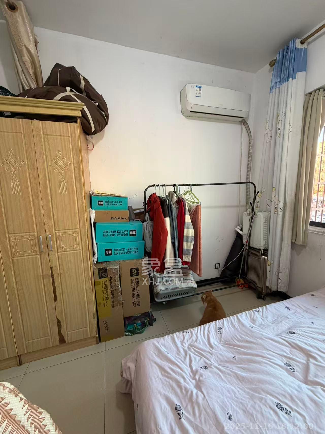 大桥四区 1室1厅1卫 1000.0元/月 大桥四区 1室1厅1卫 1000.0元/月室内图