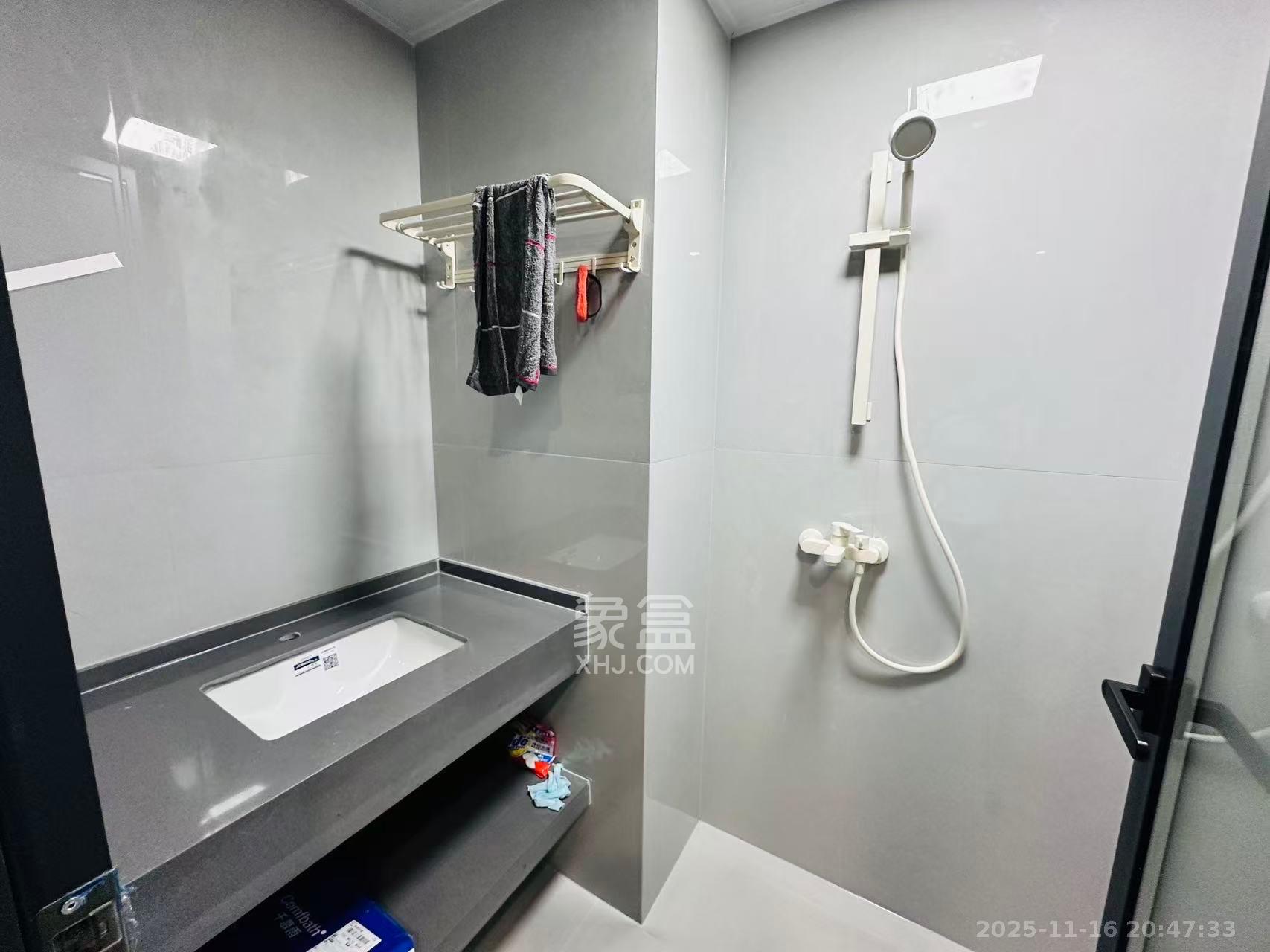 新力铂园（江山云著）  1室1厅1卫    1800.0元/月室内图