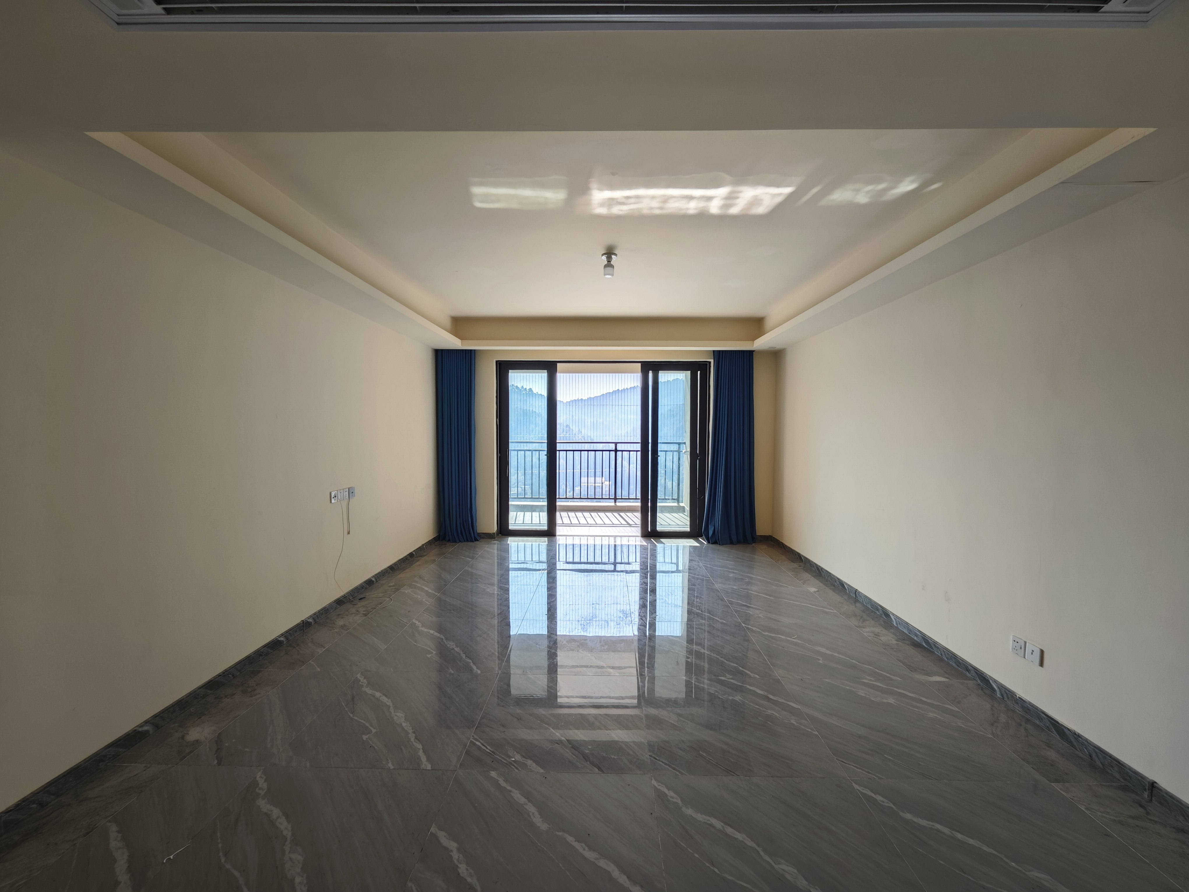 碧桂园翘楚棠  4室2厅2卫    81.8万