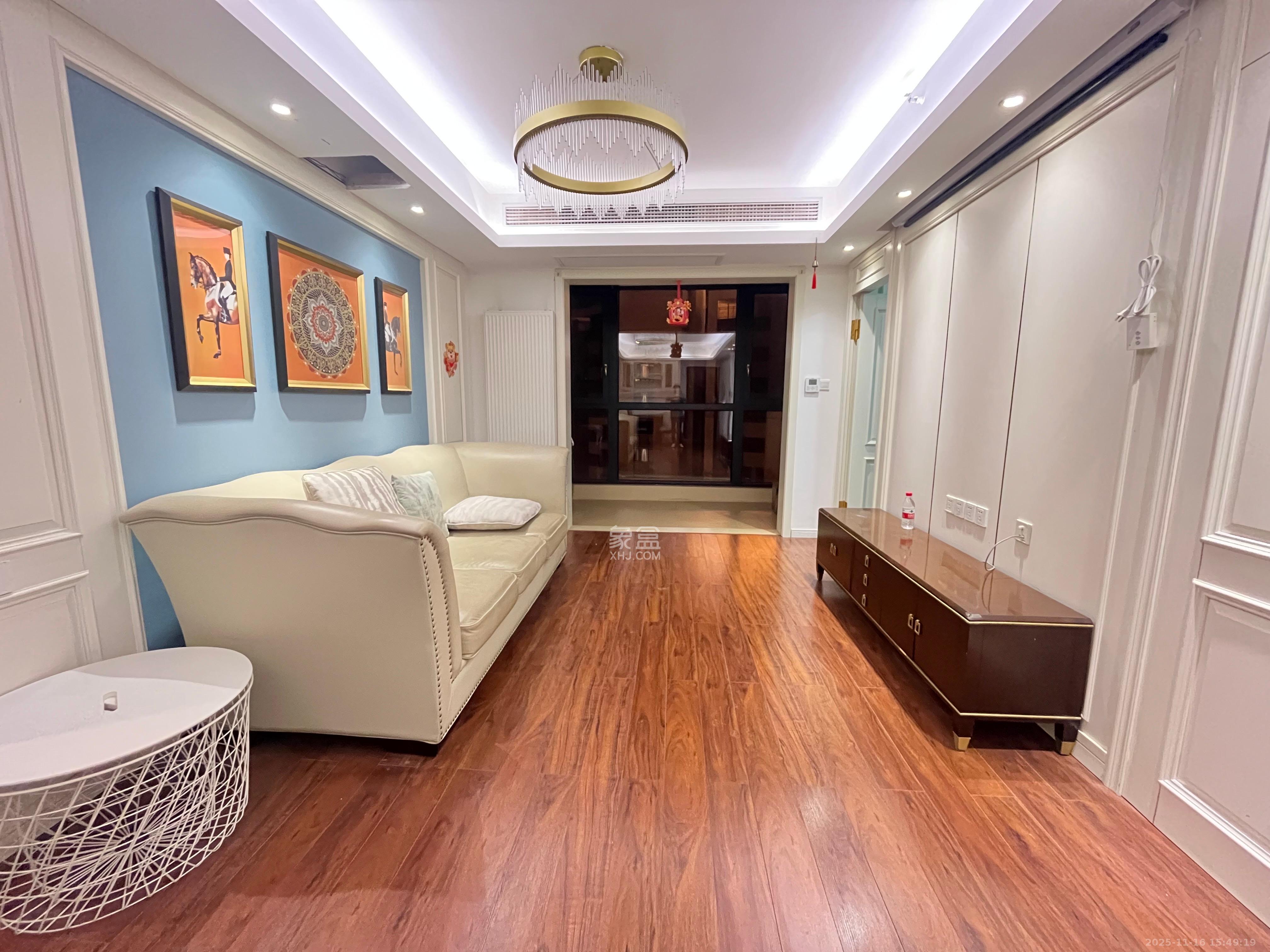 万科里金域国际  3室2厅2卫    3800.0元/月室内图1