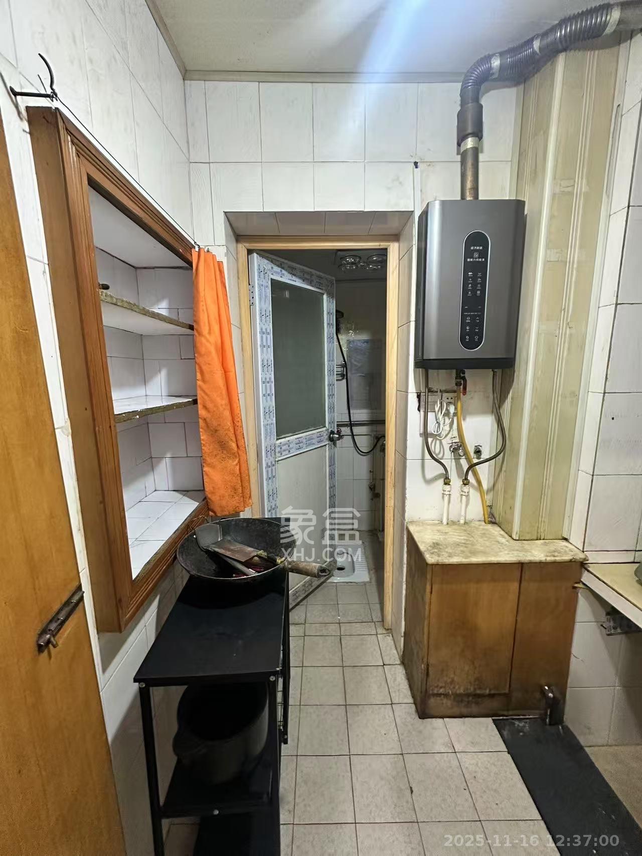 红花坡社区  1室1厅1卫    900.0元/月室内图