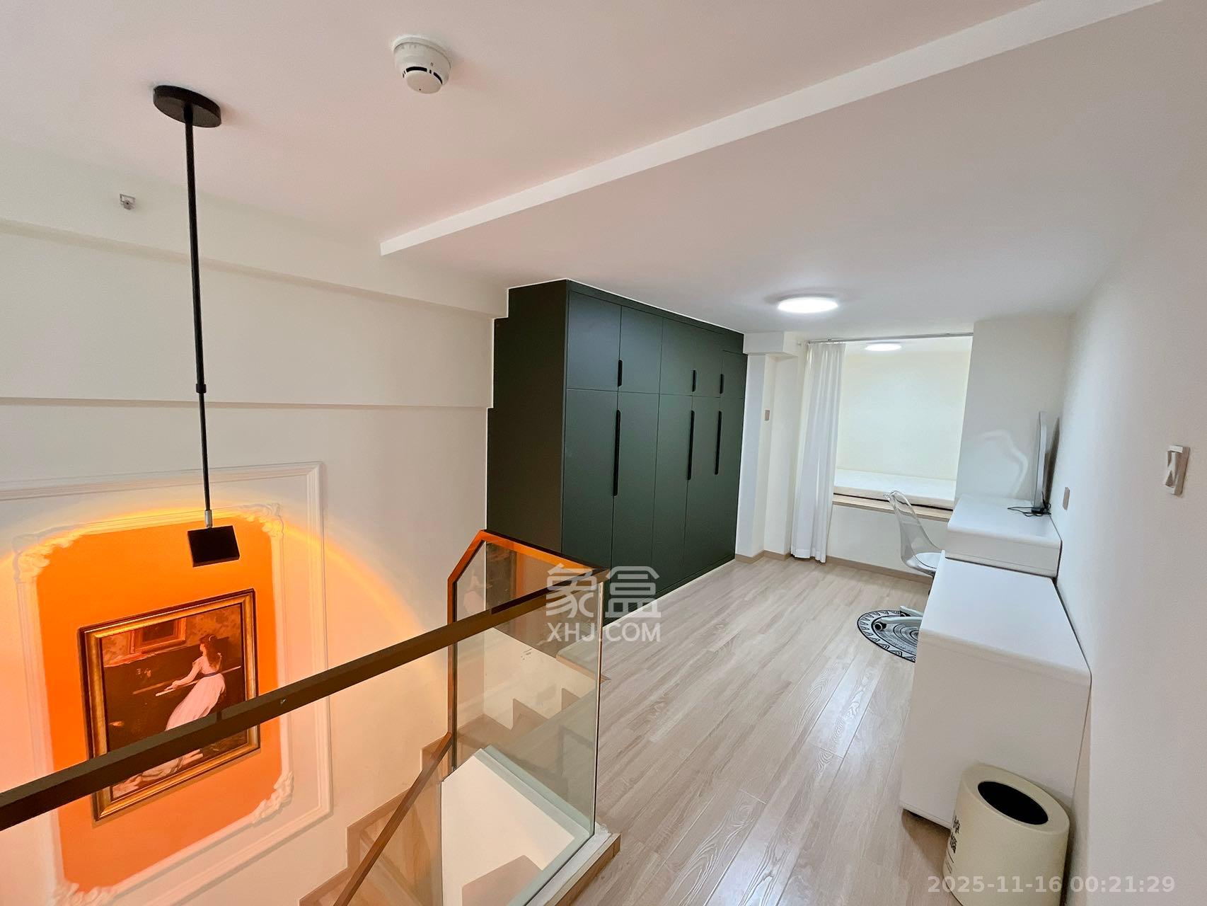 珠江花城好世界  1室1厅1卫    2300.0元/月室内图