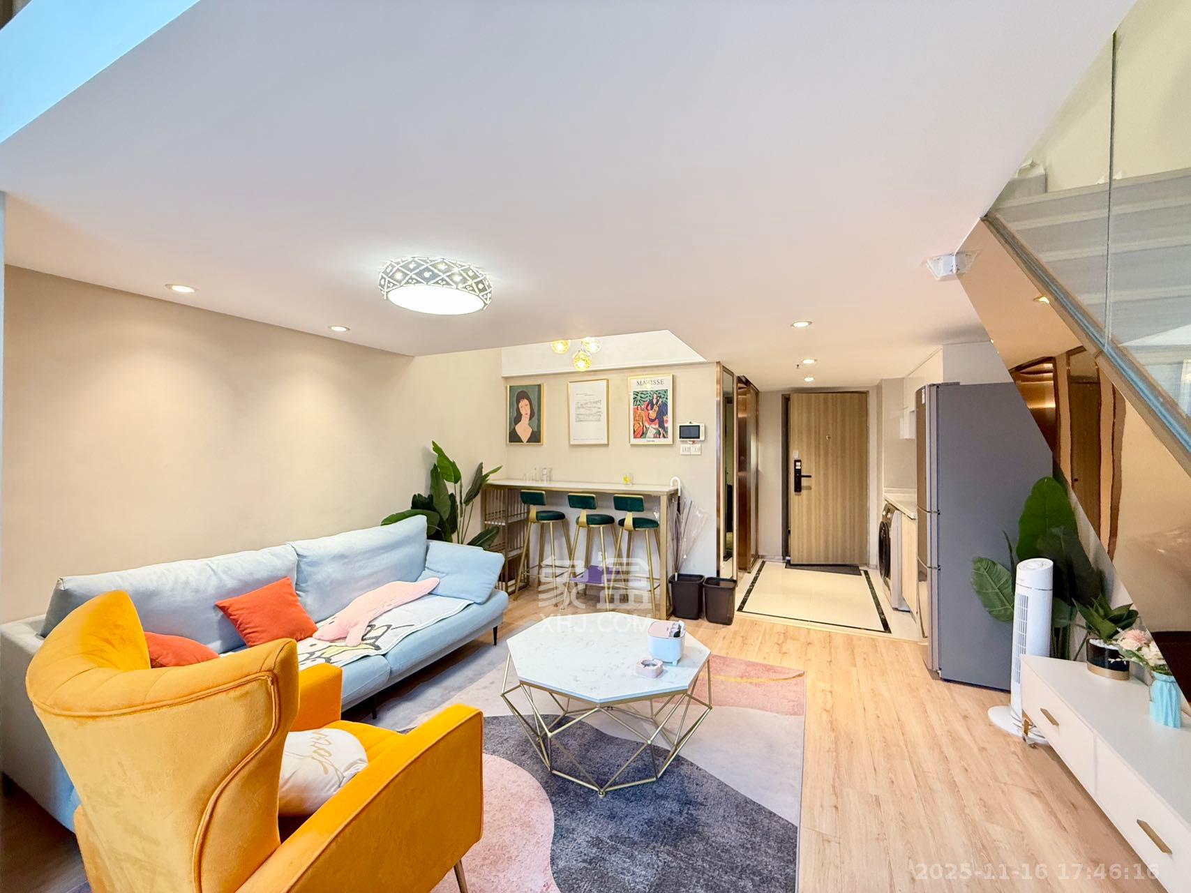 远洋外滩壹号  1室1厅1卫    2300.0元/月室内图