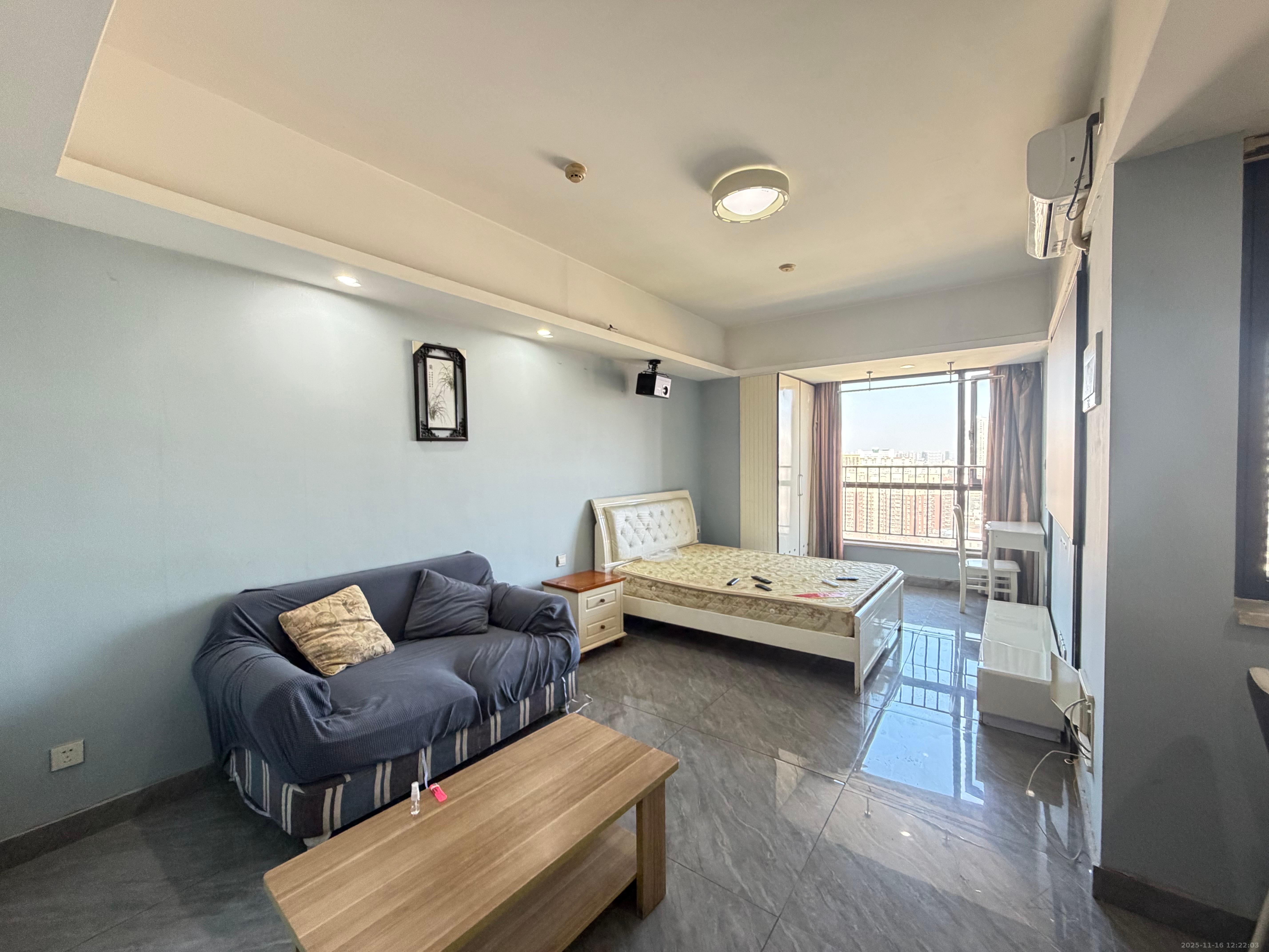 德思勤城市广场(宝格丽公寓) 1室1厅1卫 1400.0元/月 德思勤城市广场(宝格丽公寓) 1室1厅1卫 1400.0元/月室内图