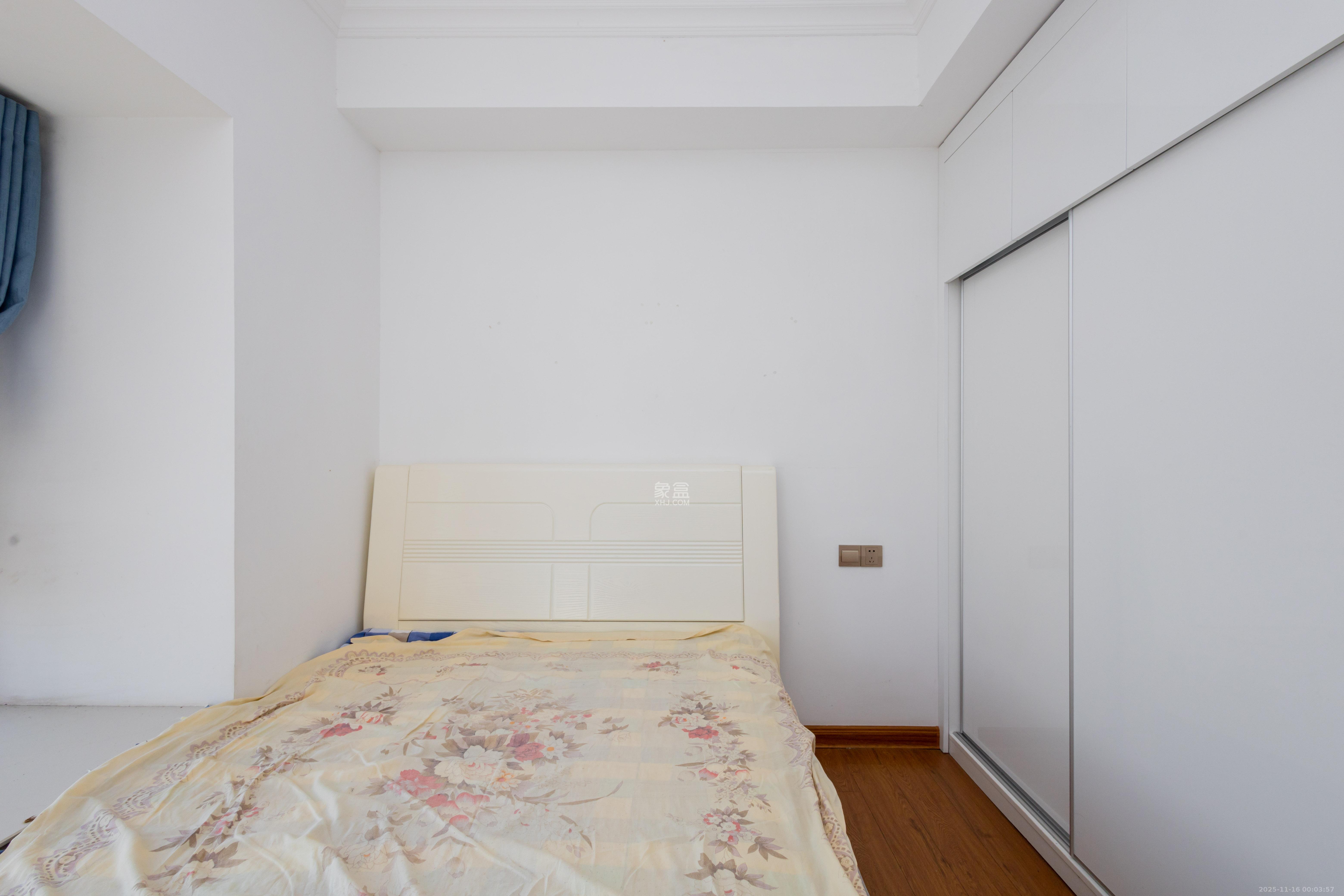 碧桂园星城首府  3室2厅2卫    55.8万卧室