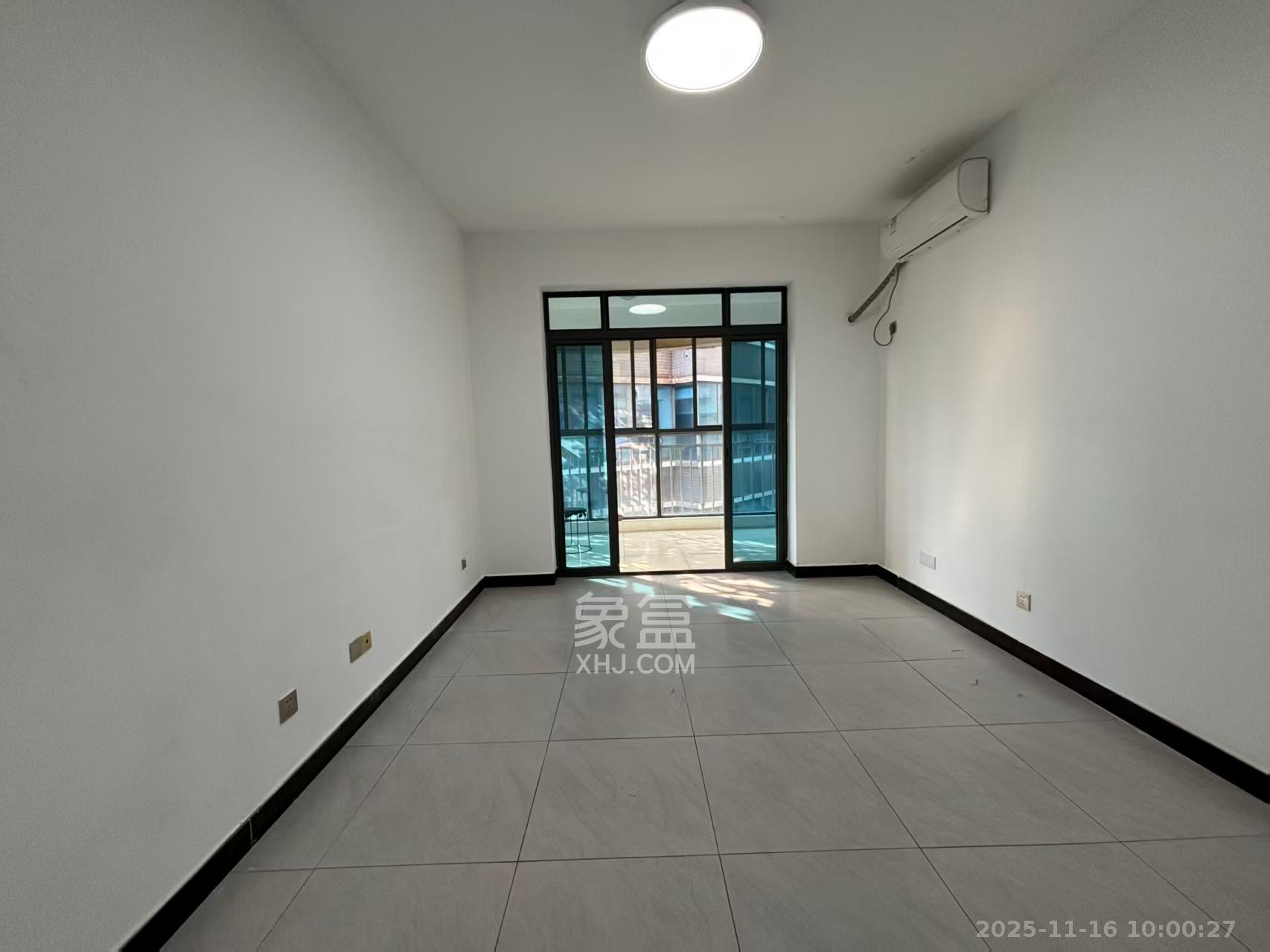 BOBO天下城（CTA财富中心）  3室2厅1卫    2600.0元/月室内图