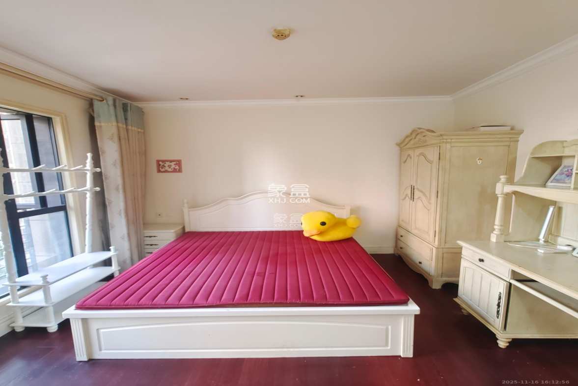 郡原广场 1室1厅1卫 1600.0元/月 郡原广场 1室1厅1卫 1600.0元/月室内图