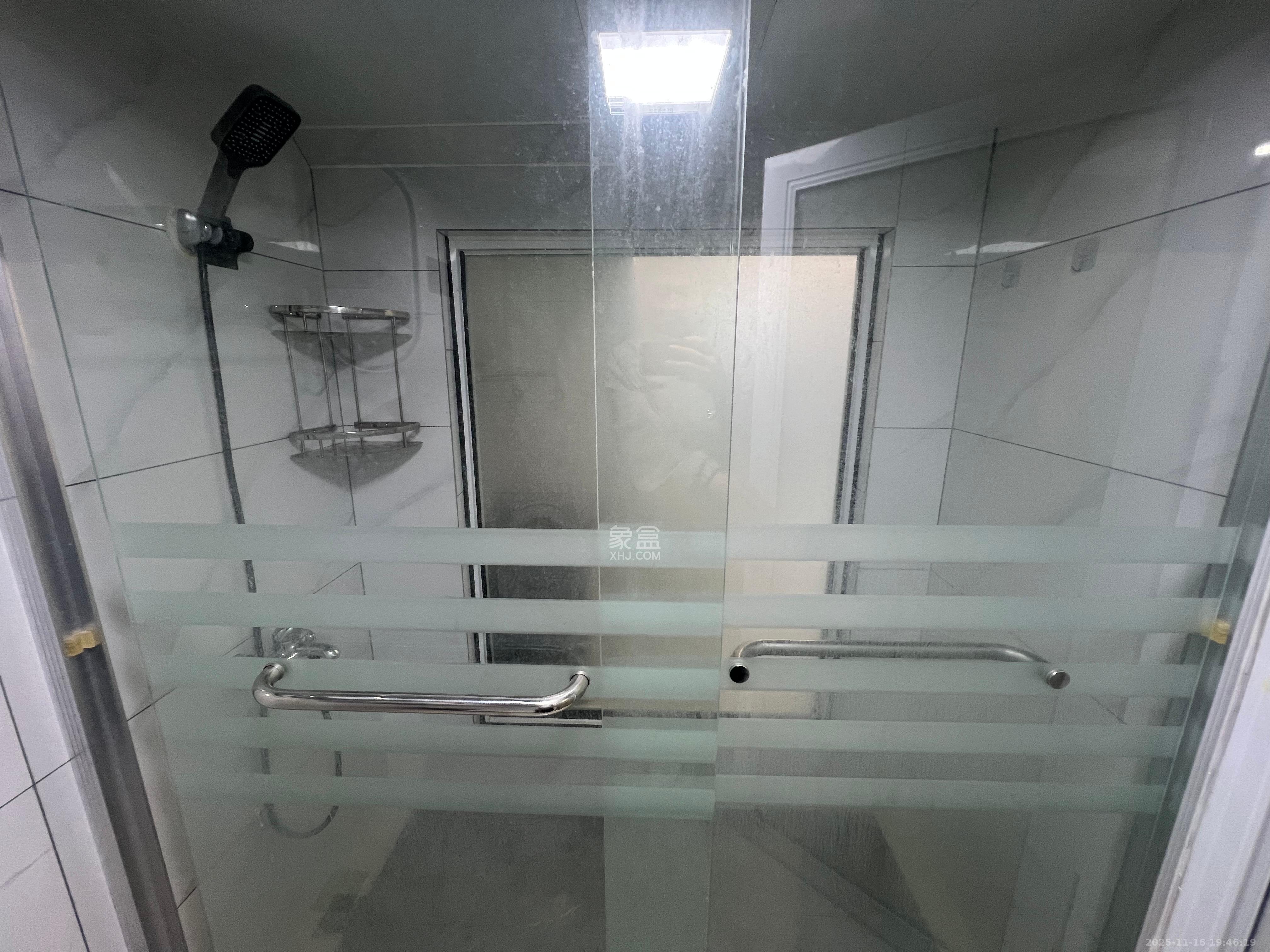 启迪协信中心  2室1厅1卫    2600.0元/月室内图