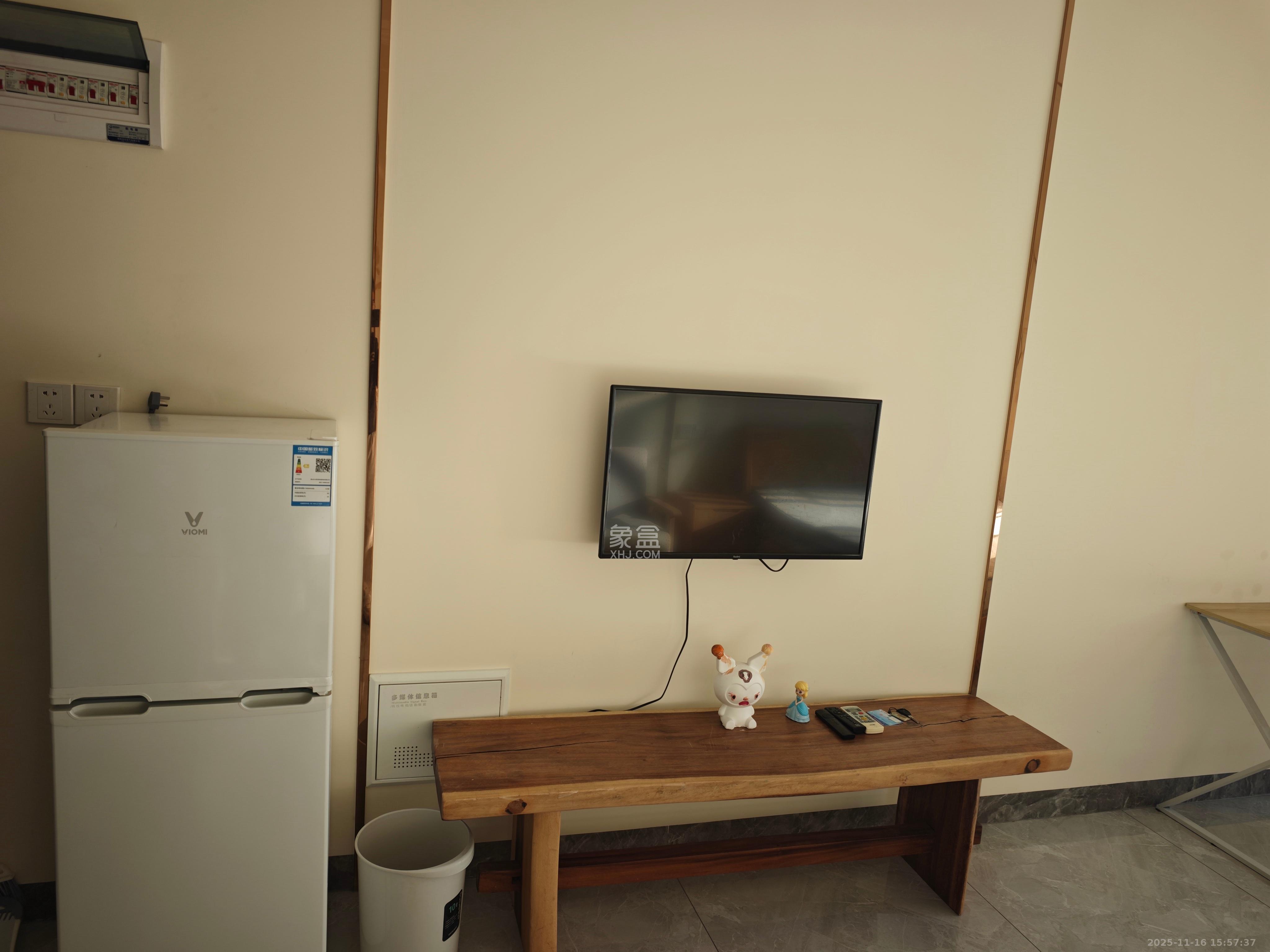 润和滨江府  1室1厅1卫    1400.0元/月室内图