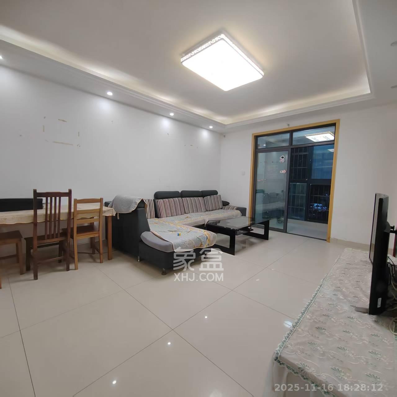 山水嘉园  3室2厅1卫    1400.0元/月