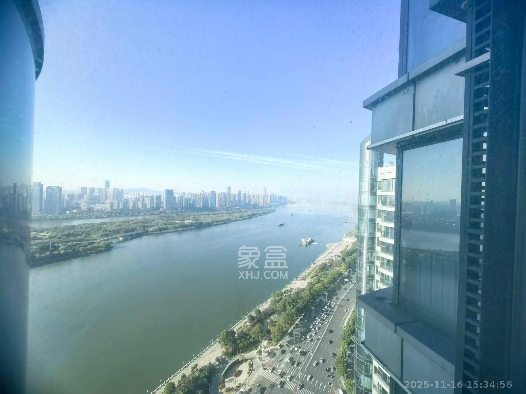 潮宗御苑  3室2厅2卫    6200.0元/月室内图