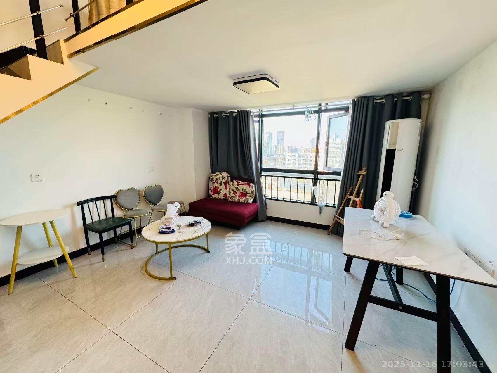 荣盛花语书苑 1室1厅2卫 2000.0元/月 荣盛花语书苑 1室1厅2卫 2000.0元/月室内图