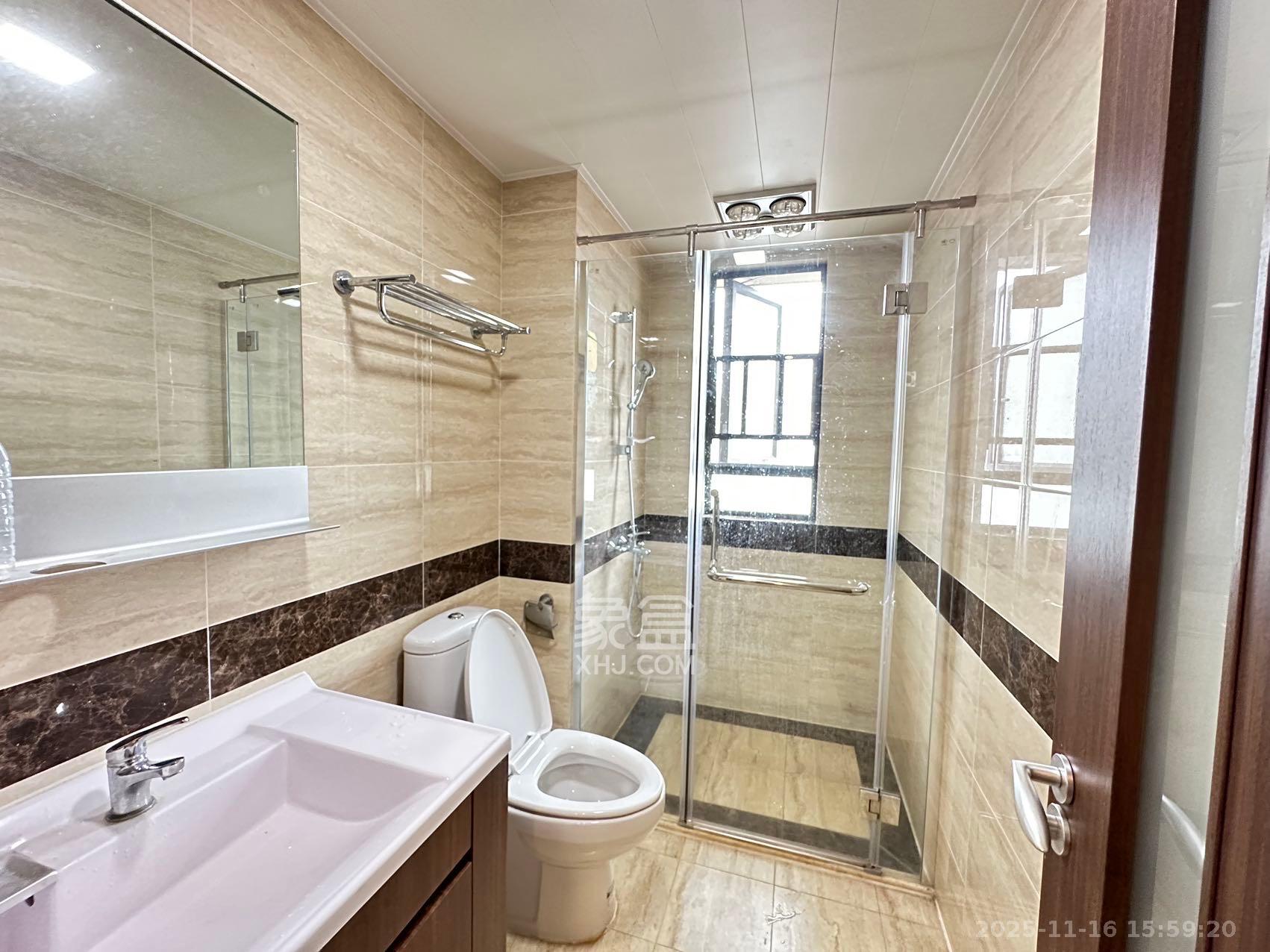 万科里金域国际 3室2厅2卫 3500.0元/月 万科里金域国际 3室2厅2卫 3500.0元/月室内图