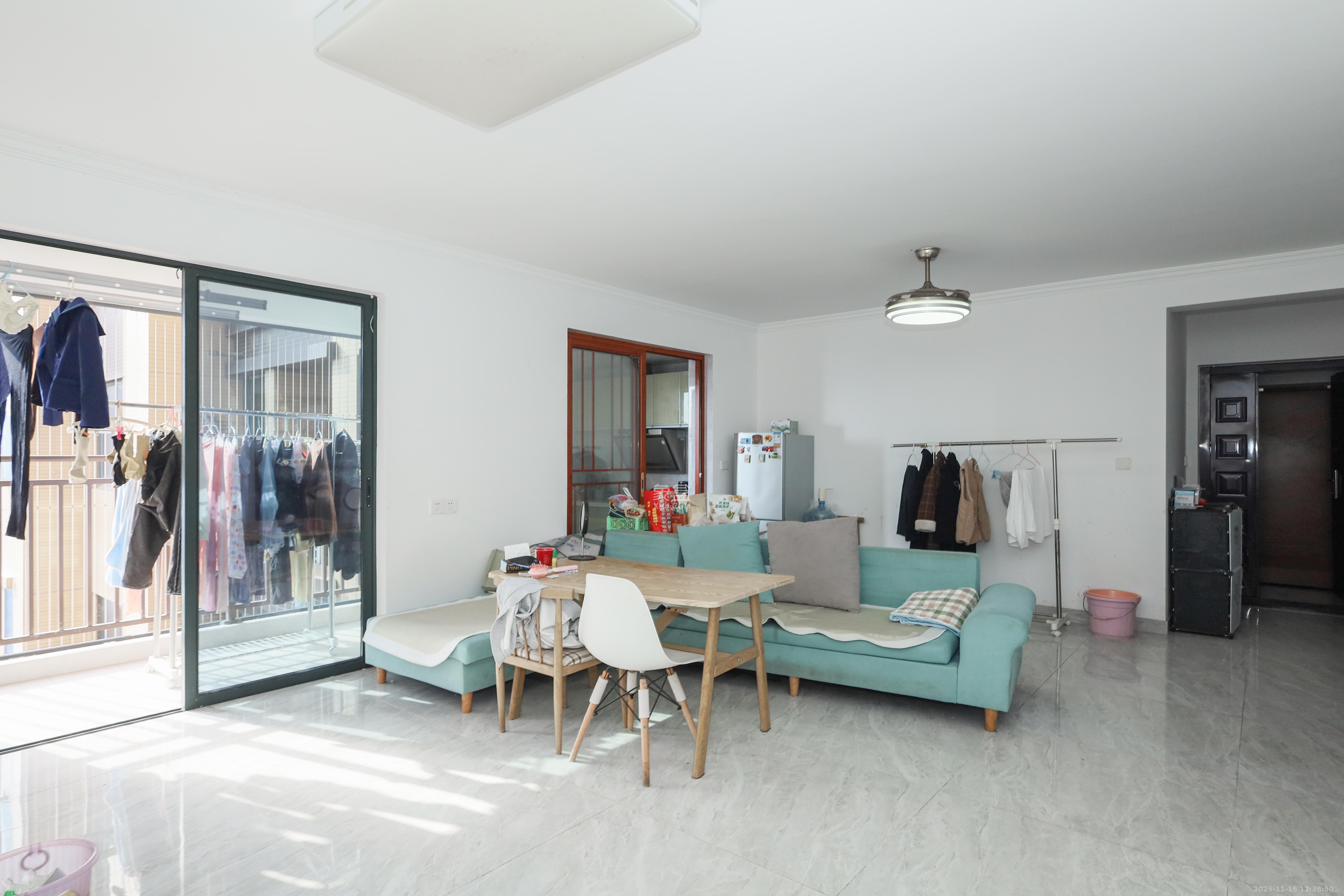 凯特梅溪紫郡  4室2厅2卫    102.0万