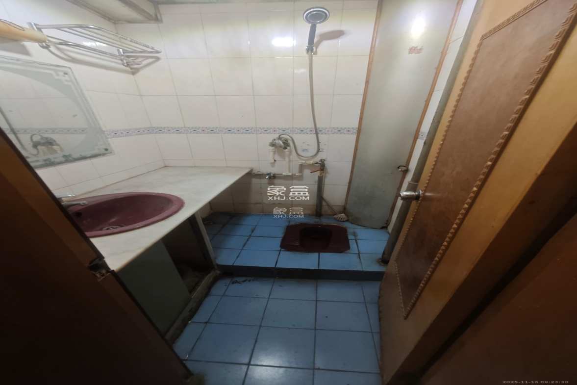 景园小区 1室2厅1卫 2200.0元/月 景园小区 1室2厅1卫 2200.0元/月室内图