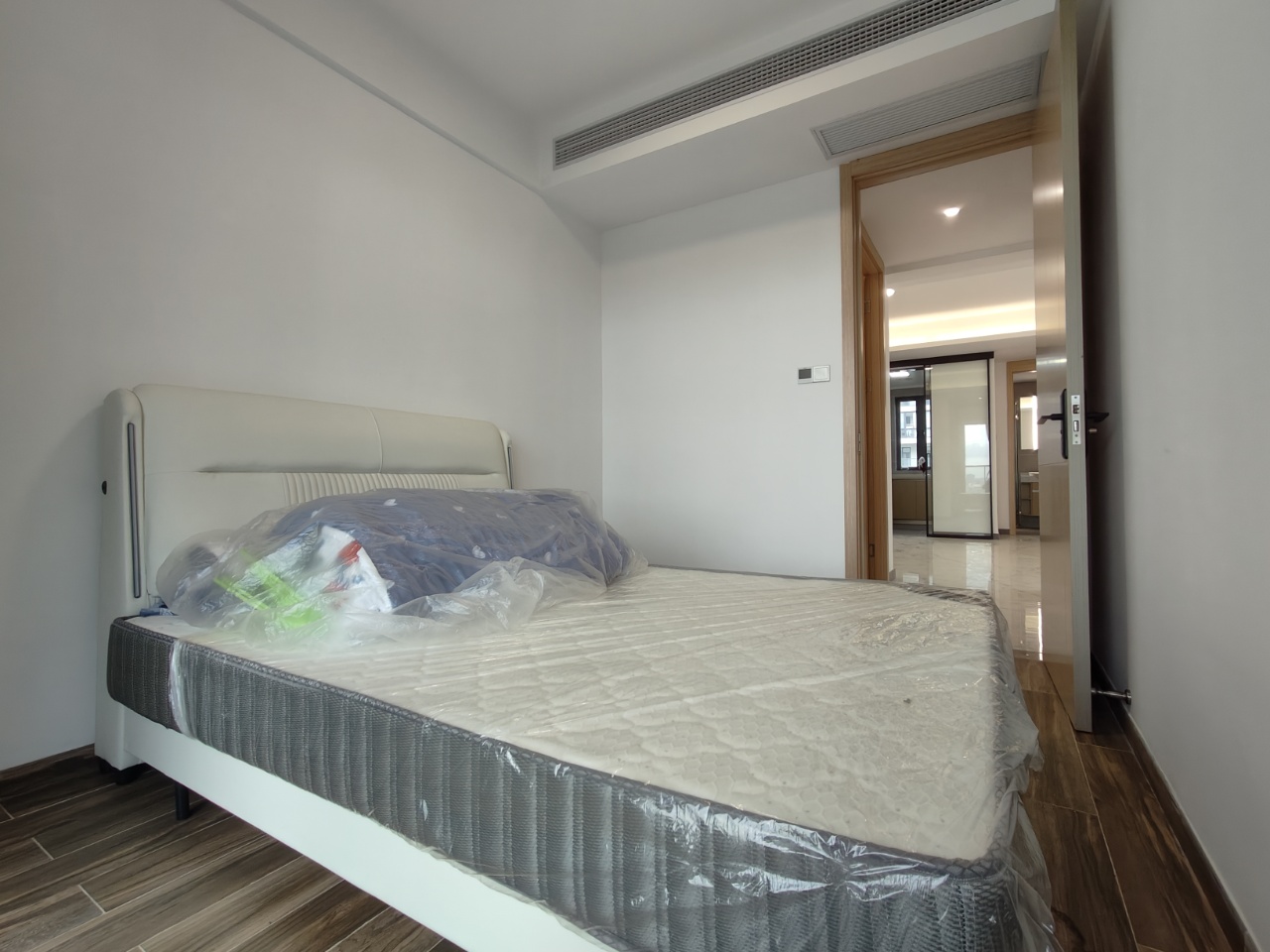 北辰府  3室2厅2卫    2800.0元/月室内图