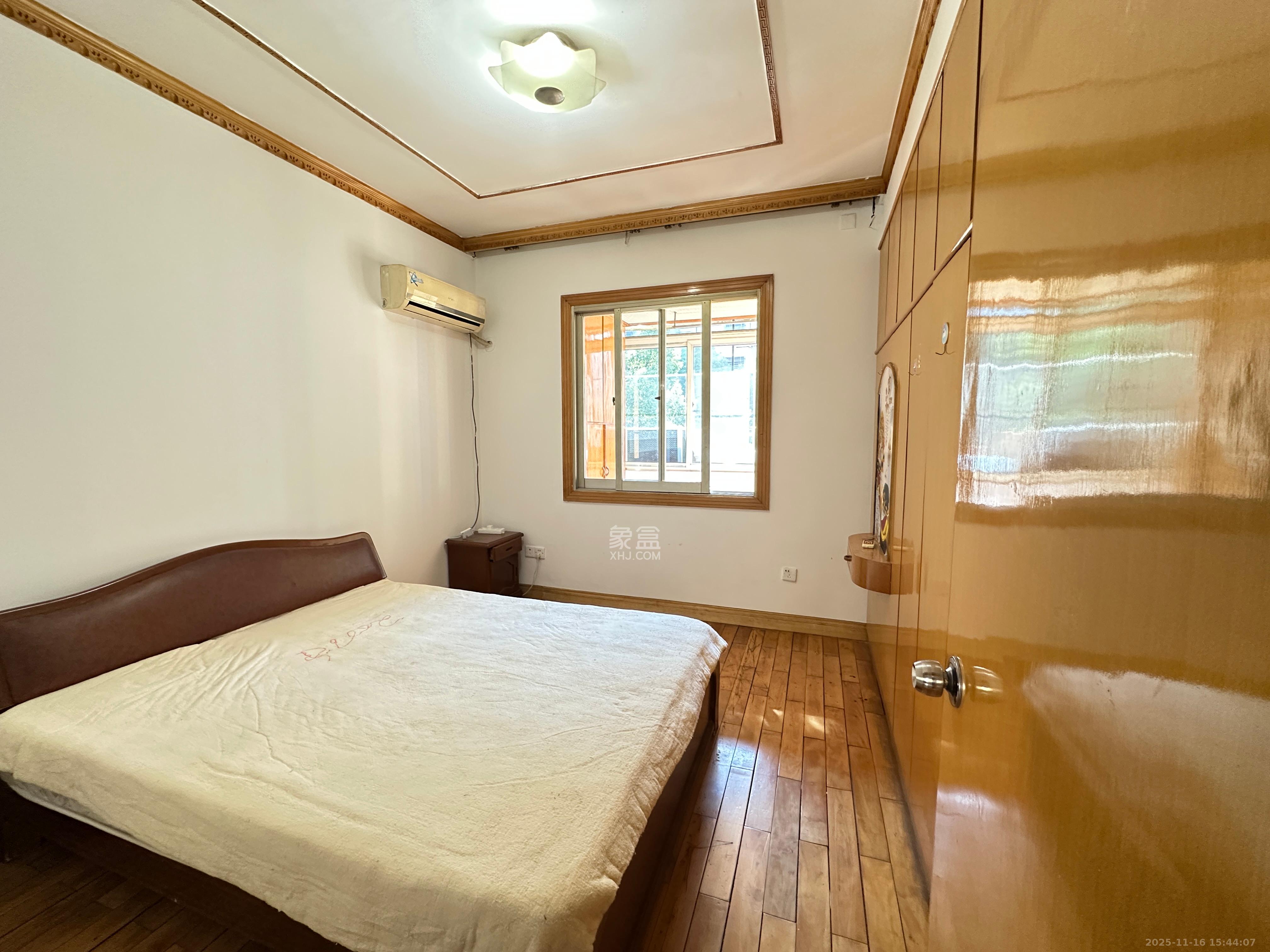 涂家冲社区(涂新小区、农商银行宿舍) 2室2厅1卫 1800.0元/月 涂家冲社区(涂新小区、农商银行宿舍) 2室2厅1卫 1800.0元/月室内图