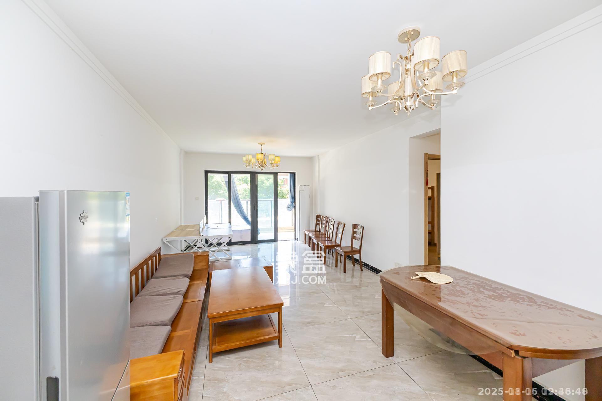 万润滨江天著 4室2厅2卫 2450.0元/月 万润滨江天著 4室2厅2卫 2450.0元/月室内图