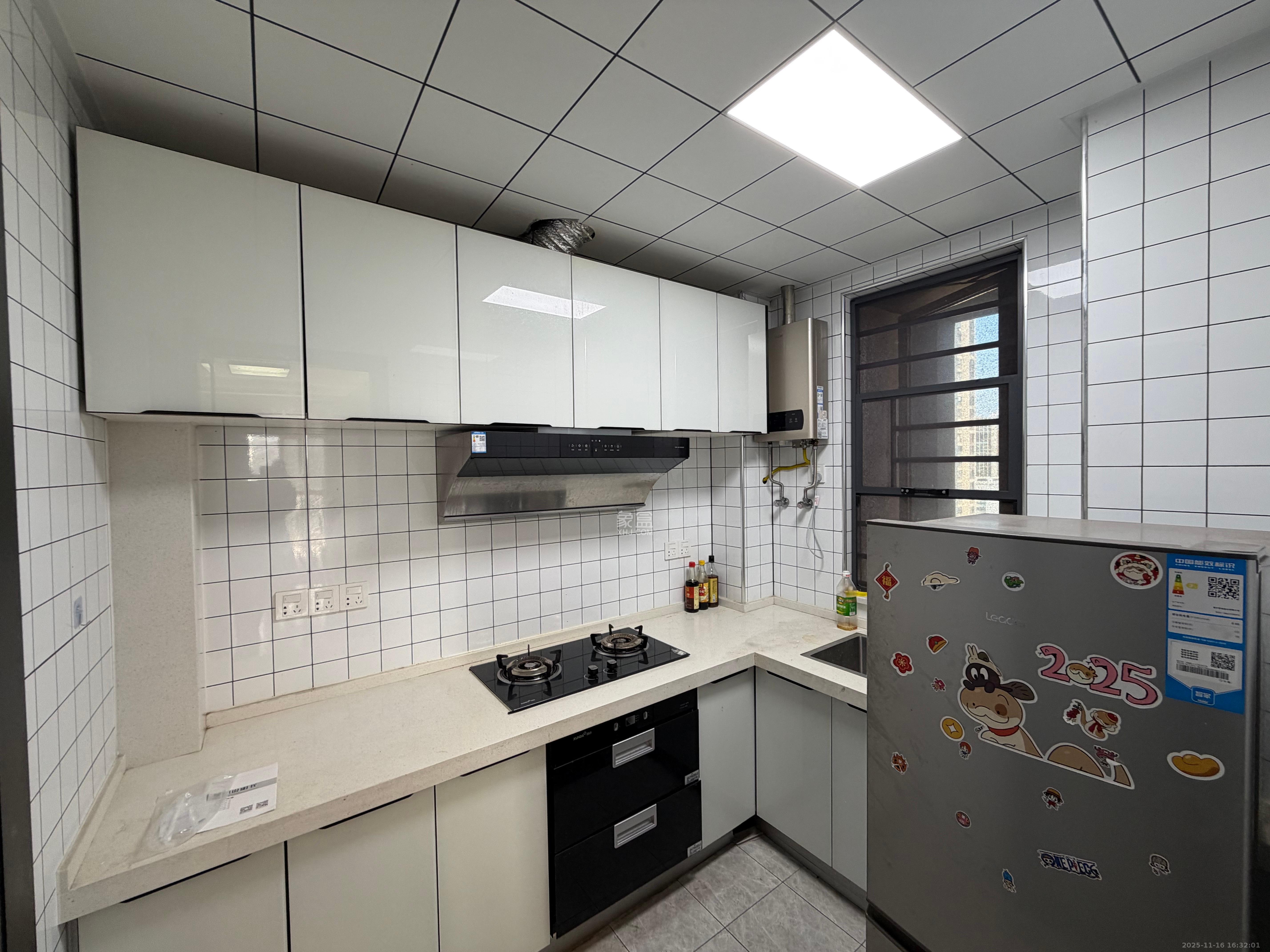 保利国际广场  3室2厅2卫    4000.0元/月室内图