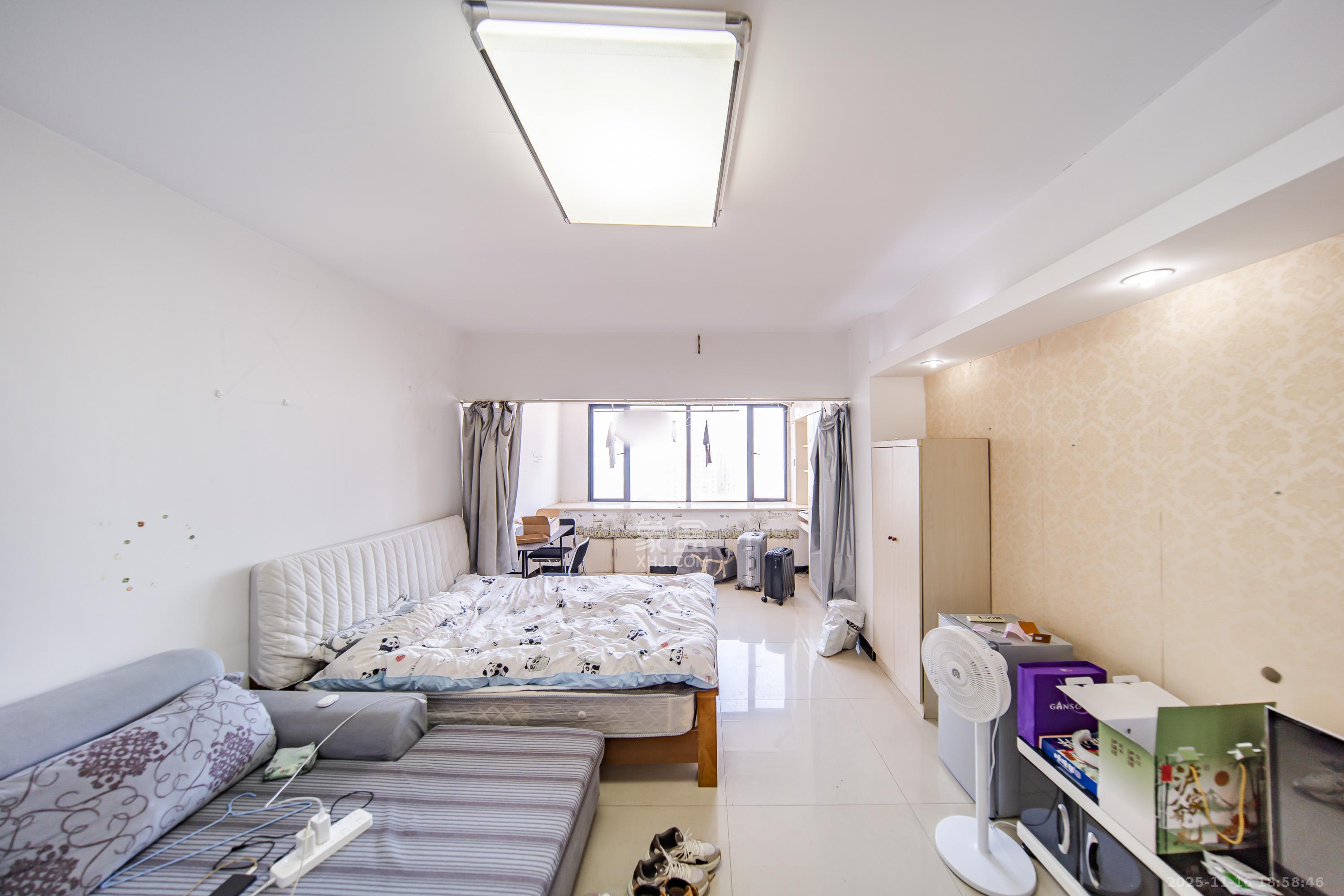 观园国际公寓  1室1厅1卫    30.0万