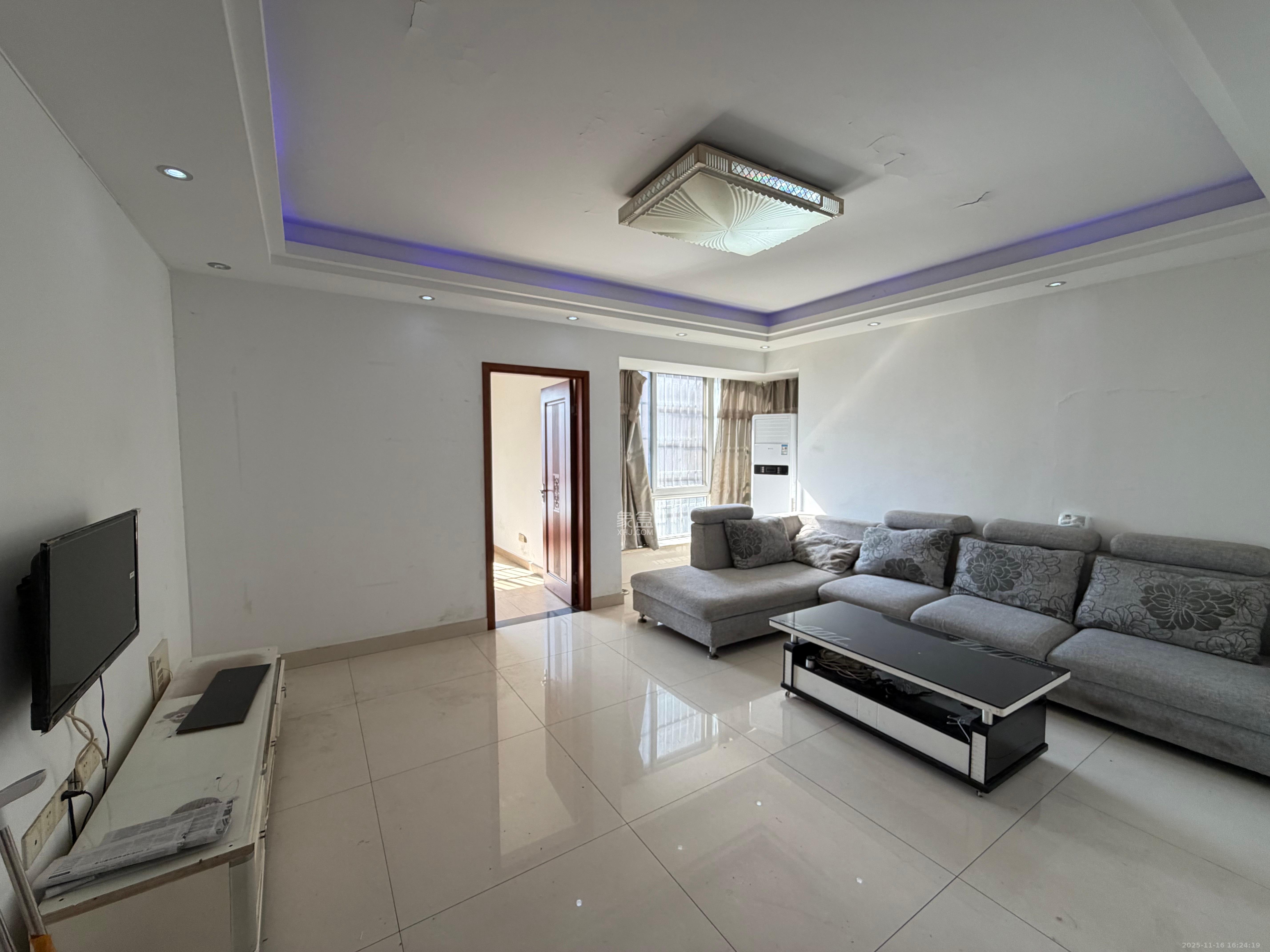 鑫科明珠 3室2厅2卫 2300.0元/月 鑫科明珠 3室2厅2卫 2300.0元/月室内图