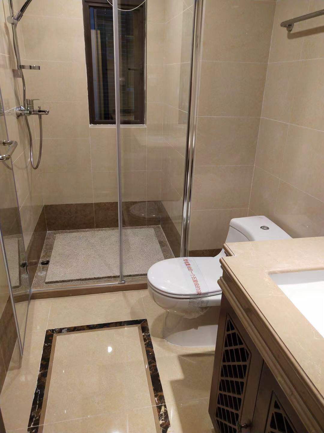 滨江海岸三期  2室2厅2卫    3200.0元/月室内图