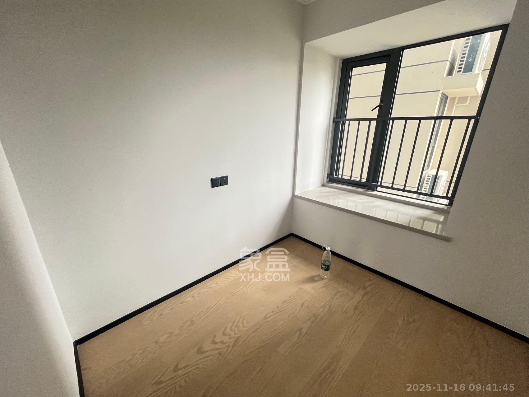 长沙北中心保利时代G区 4室2厅2卫 3500.0元/月 长沙北中心保利时代G区 4室2厅2卫 3500.0元/月室内图