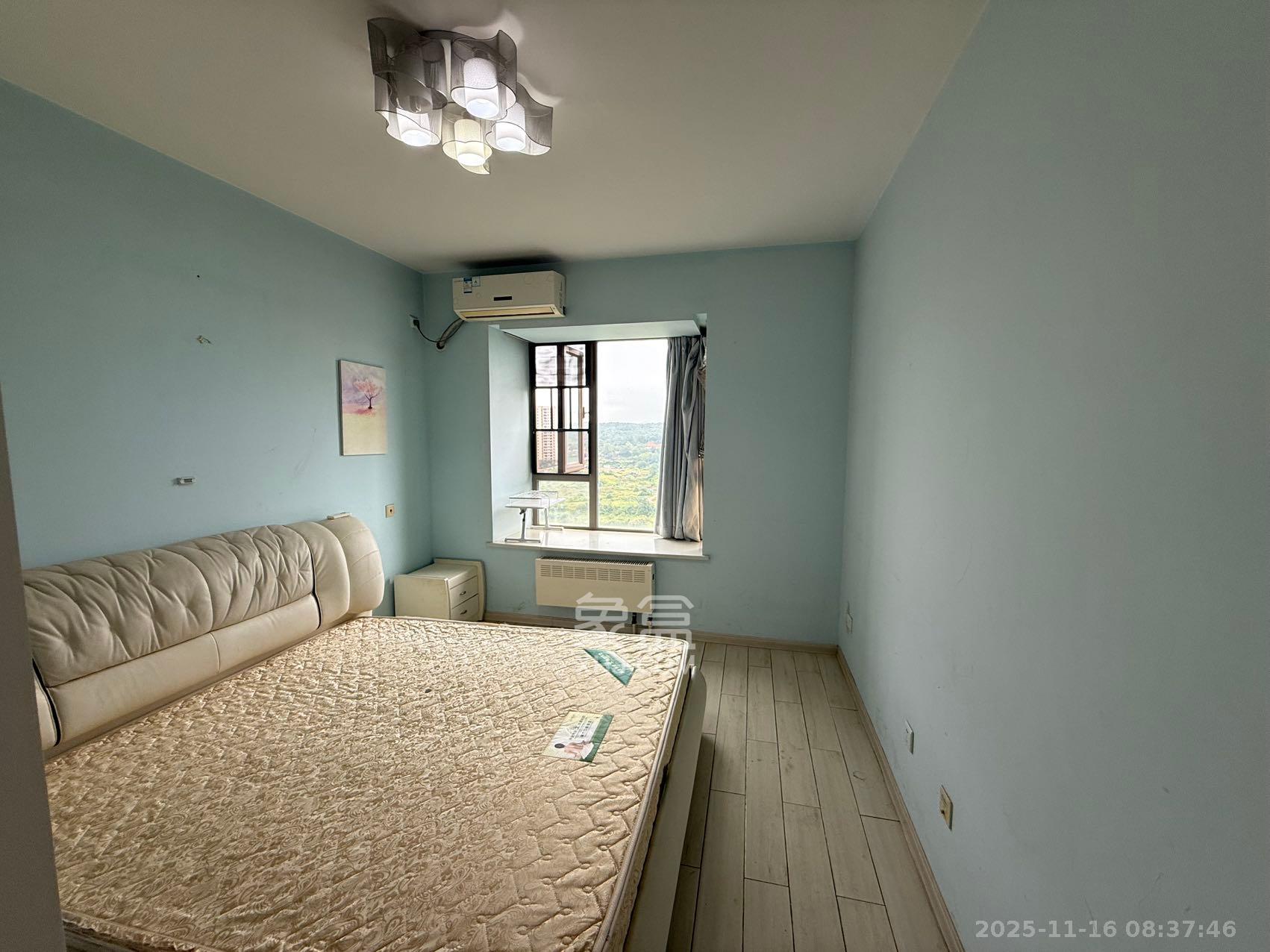 怡海星城  2室2厅1卫    1500.0元/月室内图