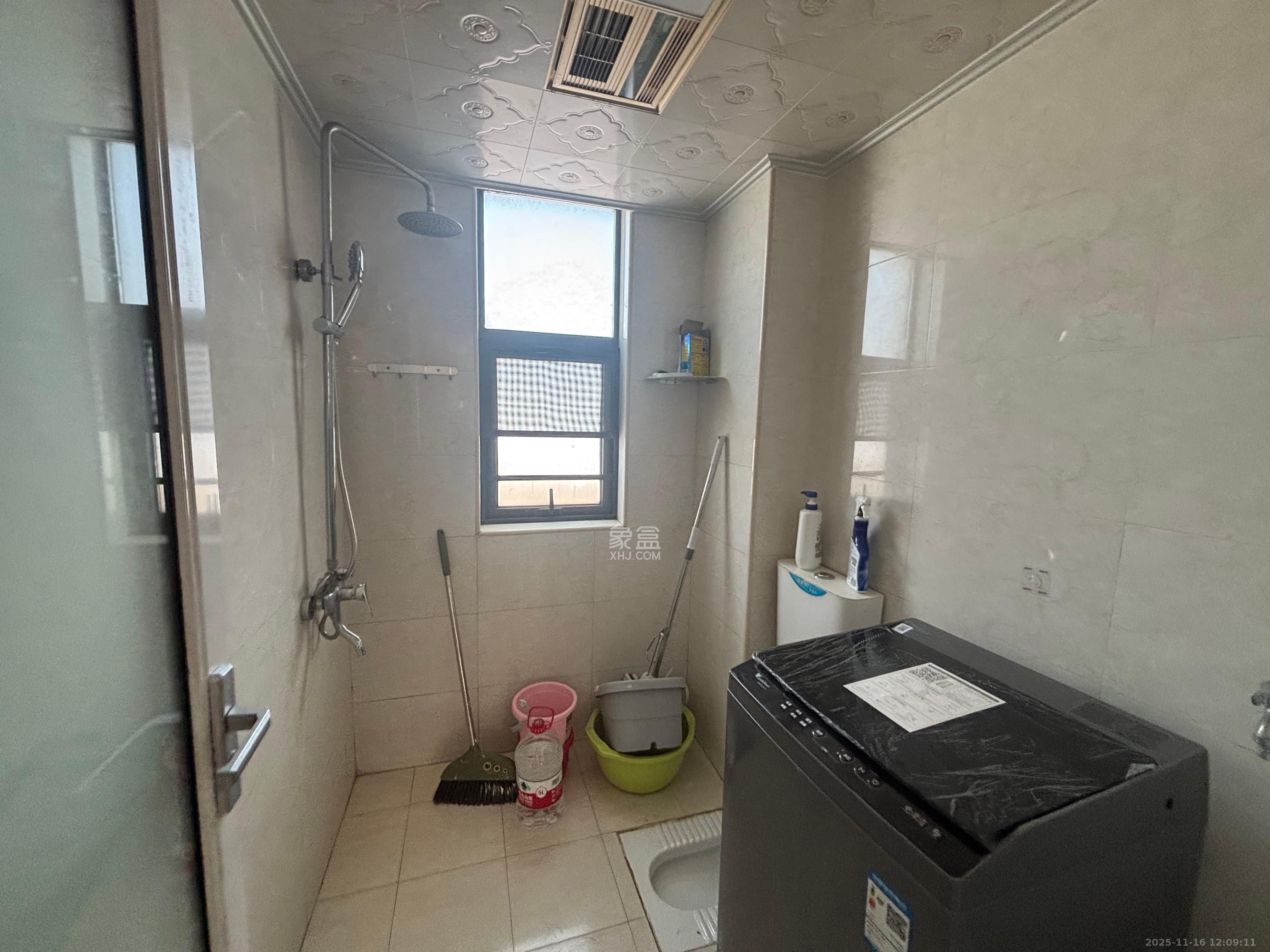 兰亭湾畔  3室2厅2卫    2800.0元/月室内图