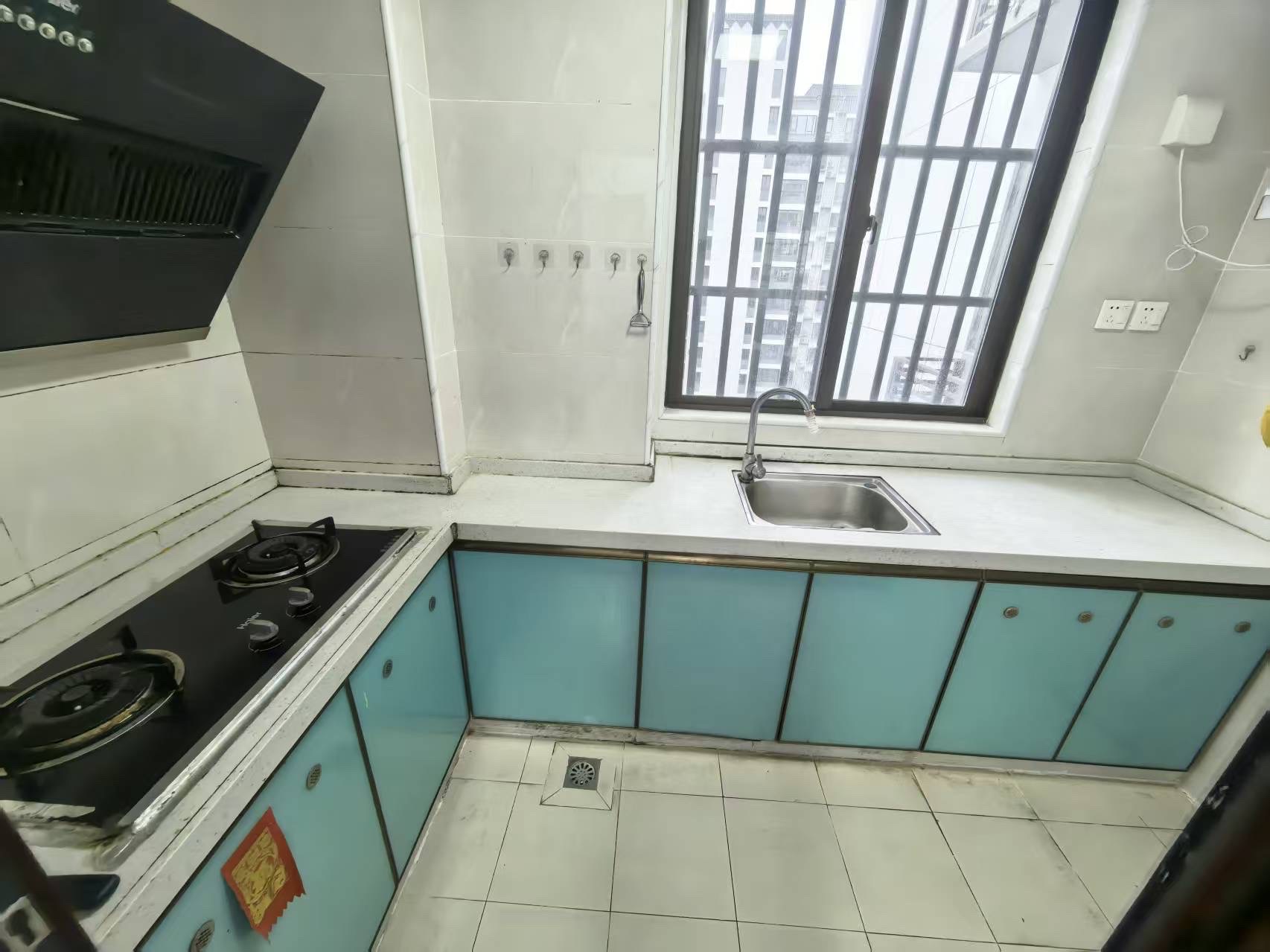 中交夏瑶雅苑  3室2厅1卫    2800.0元/月室内图